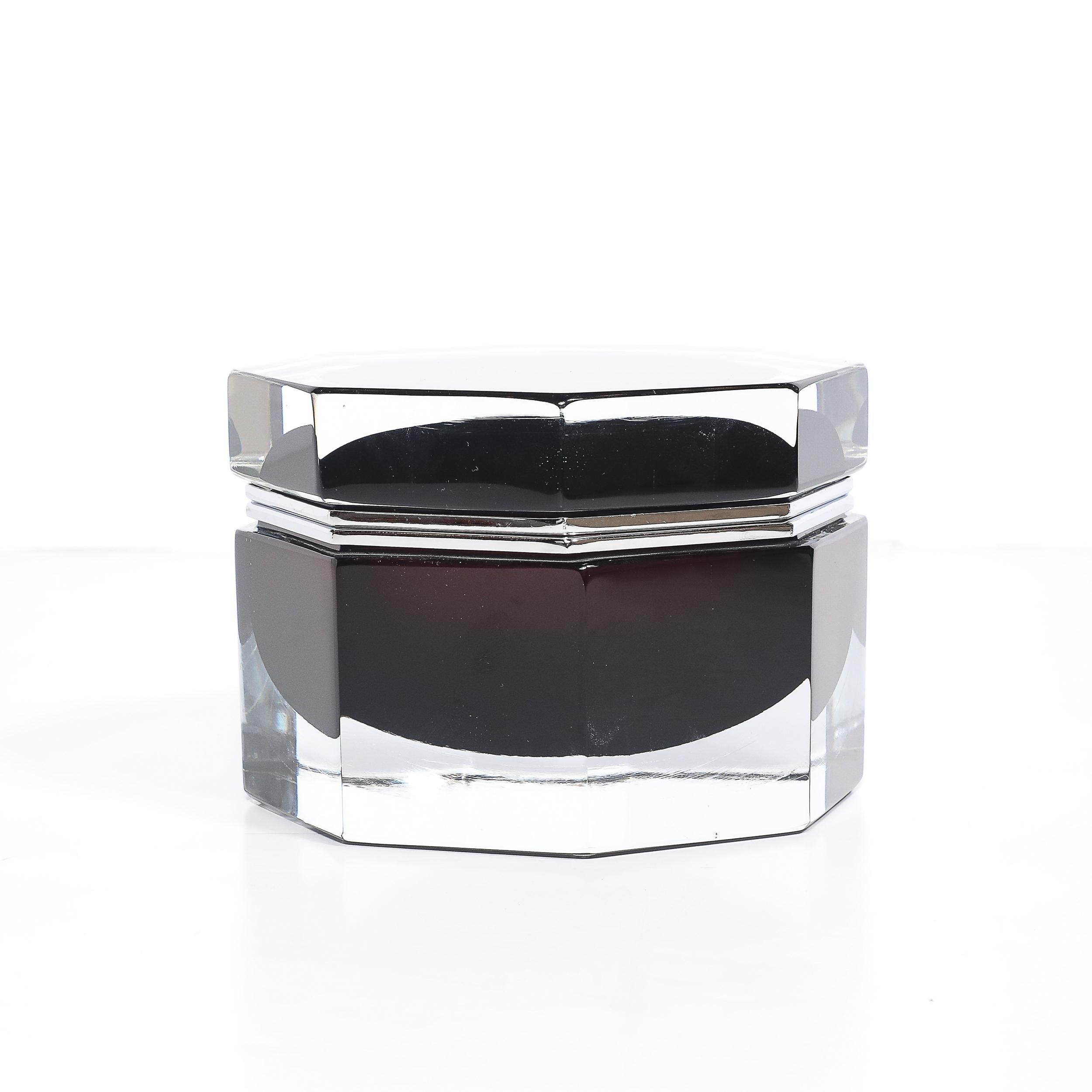 Boîte octogonale moderne en verre de Murano soufflé à la main, grenat noirci, avec nickel en vente 2