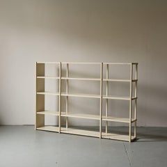 Modernist off-white Dutch shelving system reminiscent of Gerrit Rietveld, 1930s