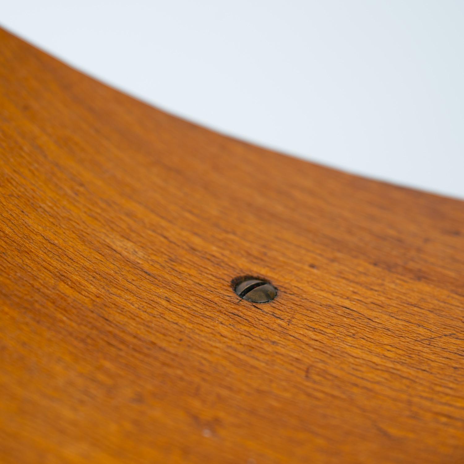 modernist Olof Kettunen Chair and Stool for Merivaara in plywood, Finland 1950s For Sale 8