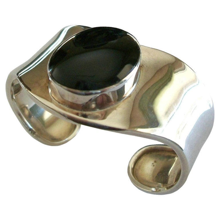 Bracelet Moderniste En Étain Argenté BICHE DE BERE - Signé Et Numéroté 14/289 - Occasion Parfait État