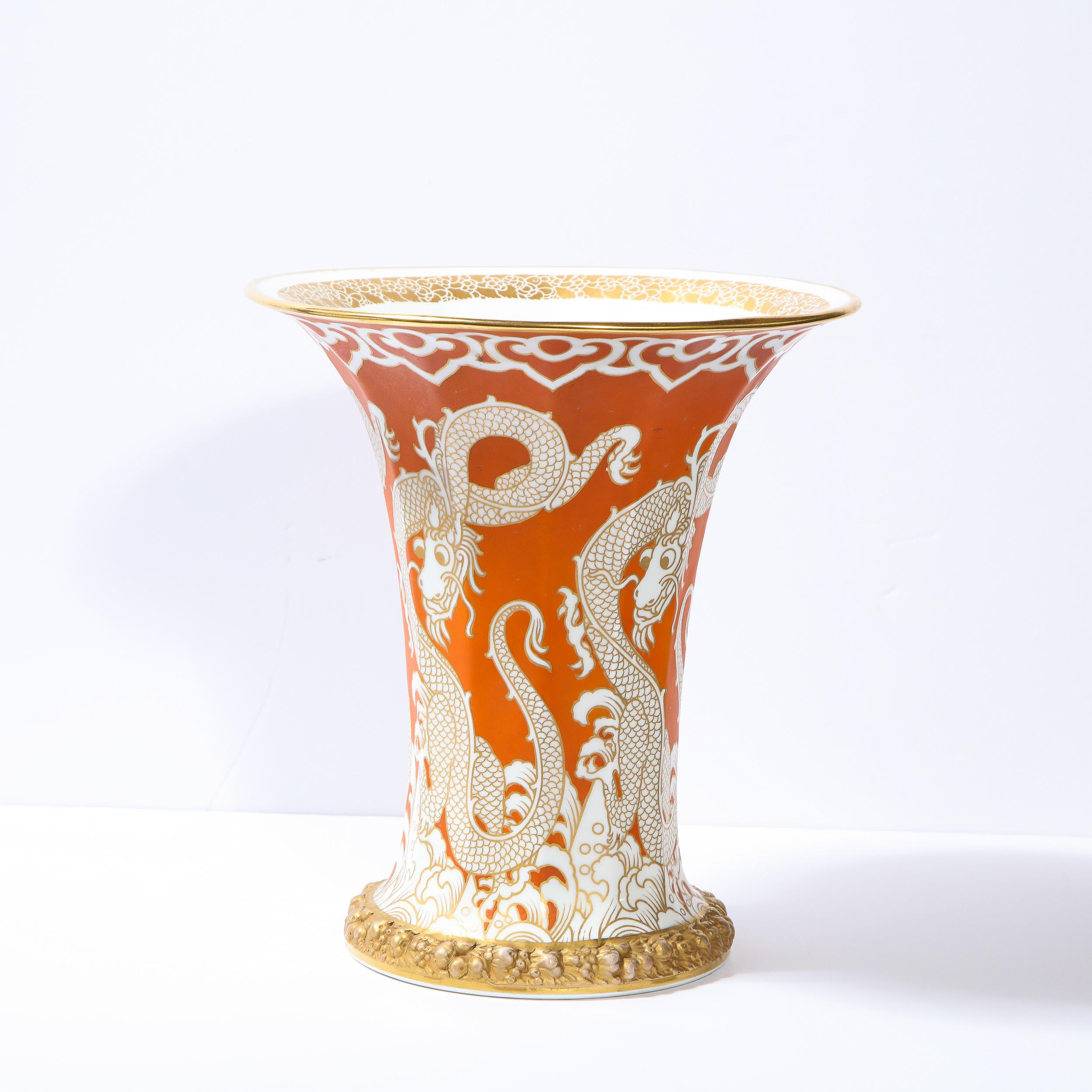 Modernist Orange & Vergoldete Porzellanvase Vase mit Drachenmotiv Signiert Rosenthal im Zustand „Hervorragend“ in New York, NY
