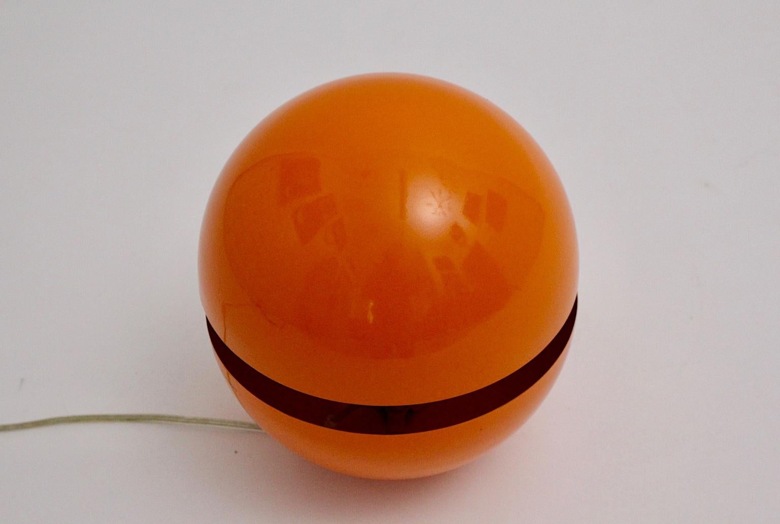 Contemporary Modernist Orange Plastic Globe Table Lamp Andrea Modica for Lumess Switzerland For Sale