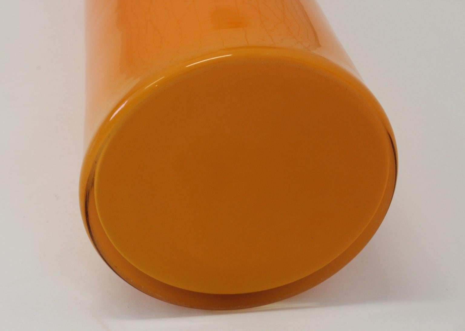 Modernistische orangefarbene Vintage-Glasvasen der Moderne, Italien, um 1990 im Angebot 4