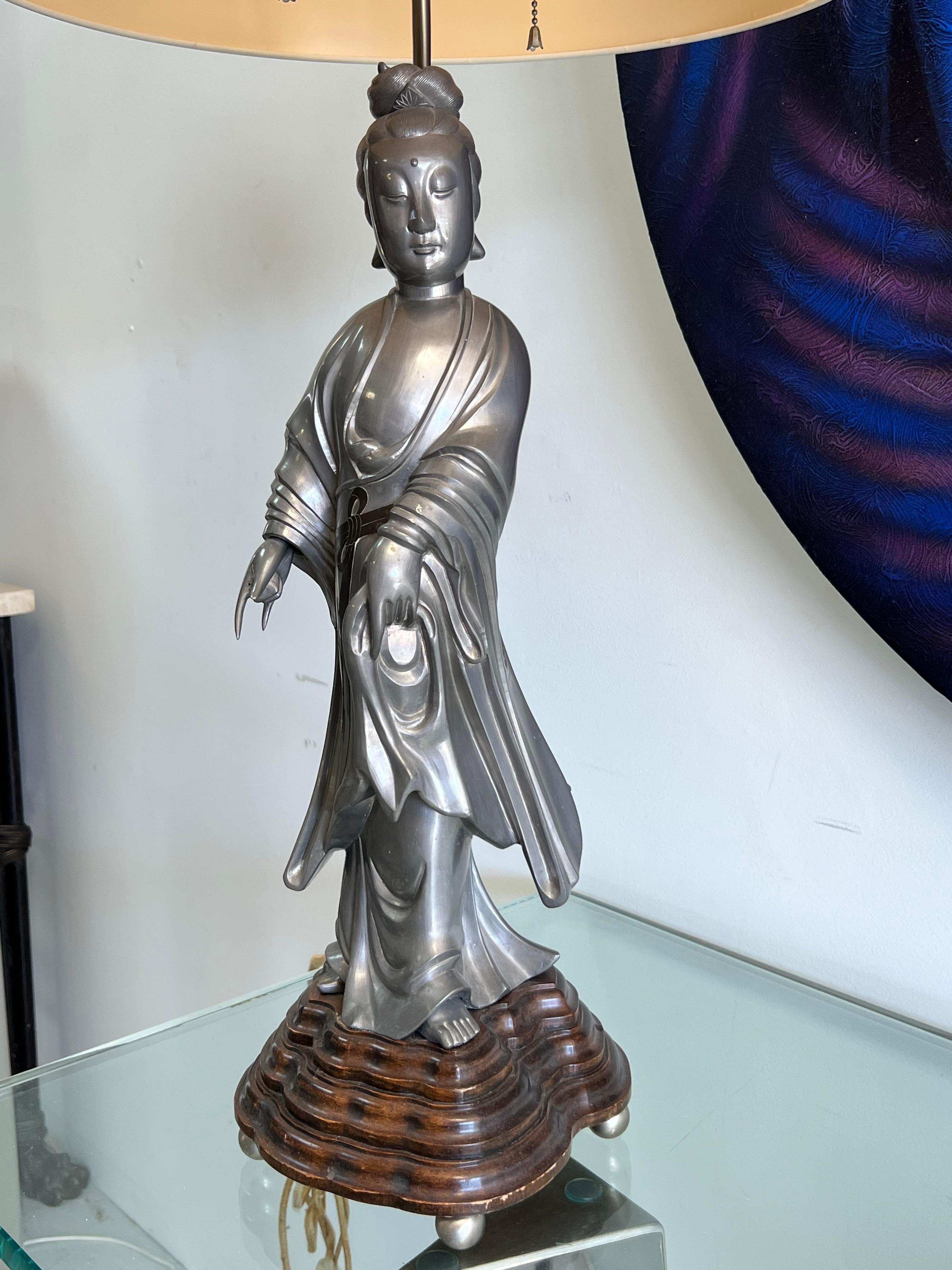 Modernist Oriental Pewter Sculpture Table Lamp For Sale 3