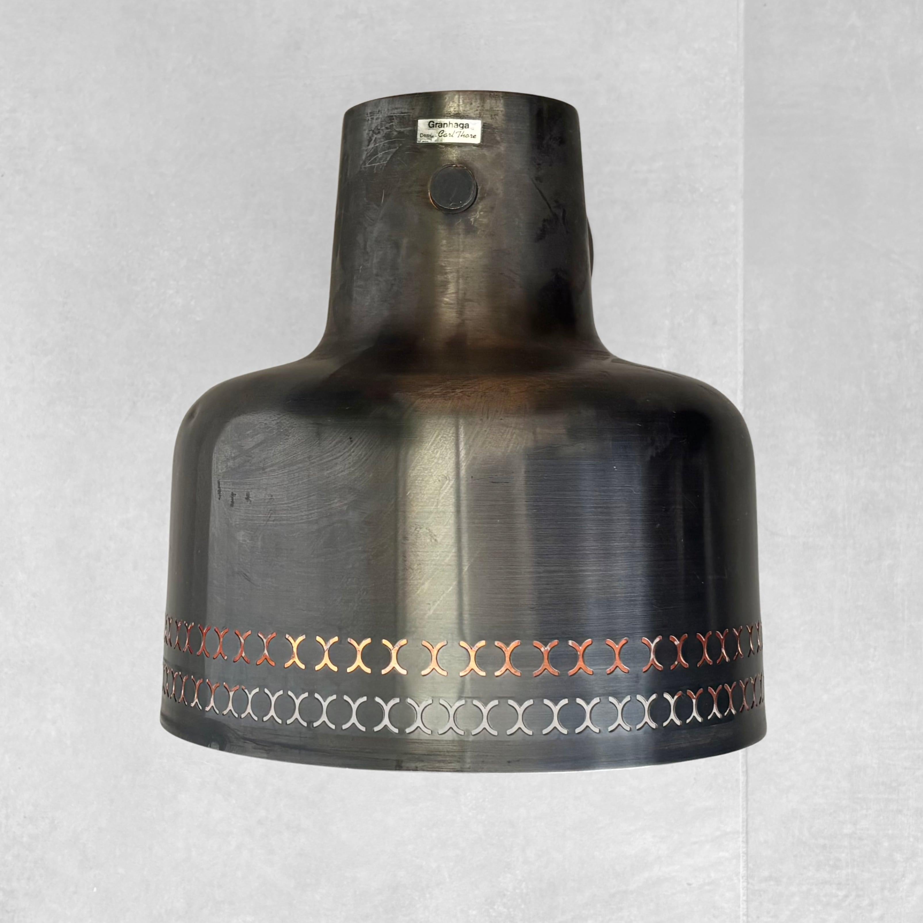 Suédois Applique d'extérieur moderniste, Carl Thore, Granhaga, cuivre oxydé, Suède années 1960 en vente