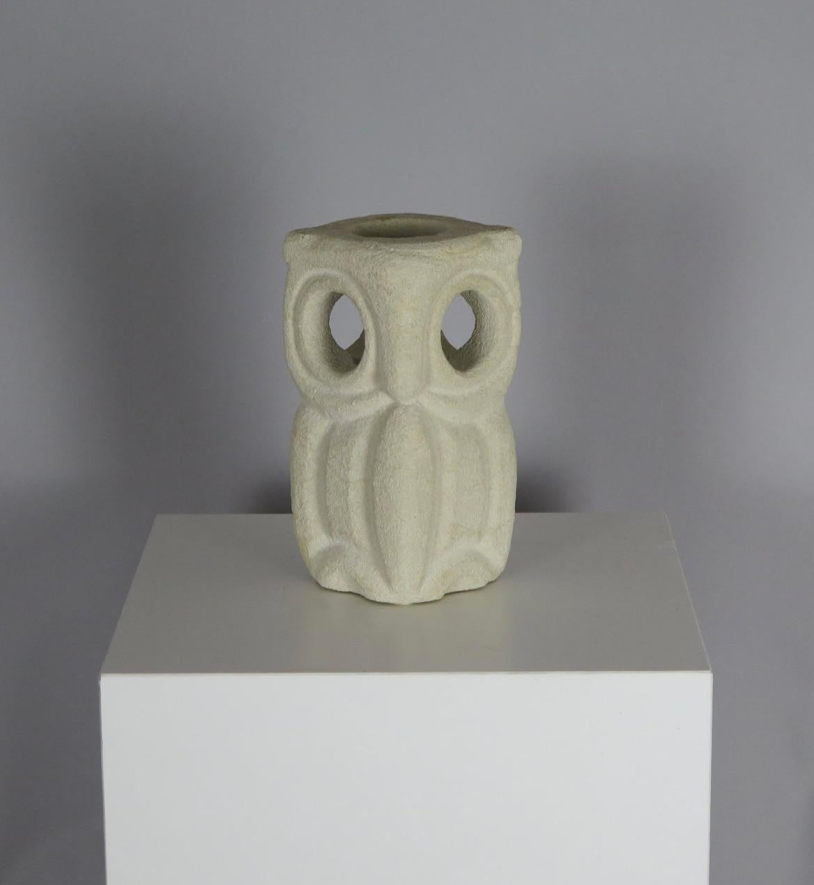 Modernistische handgeschnitzte Eulenlampe des französischen Bildhauers Albert Tormos. Frankreich, um 1960