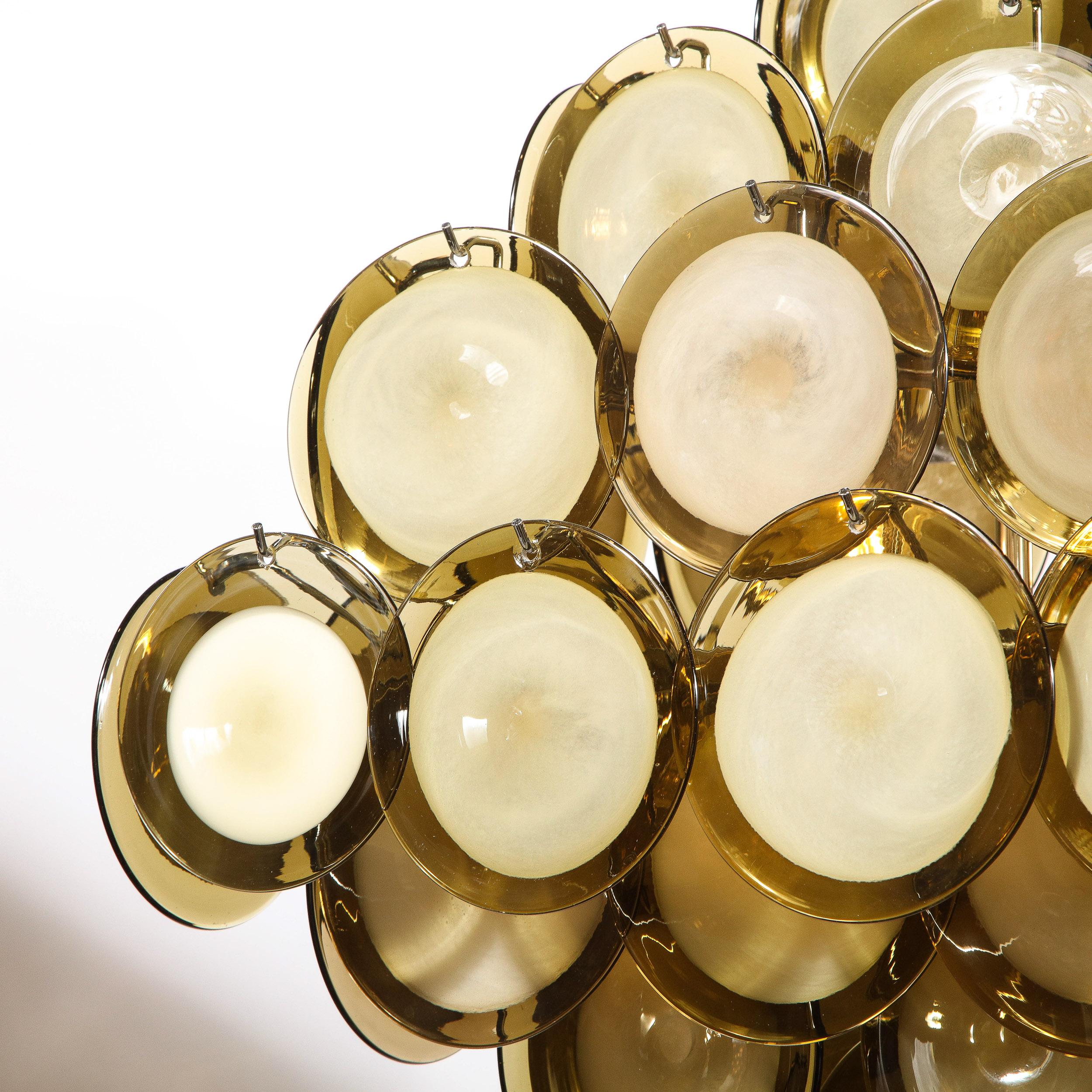 Italiano Lampadario a disco in stile pagoda modernista in cromo e vetro di Murano soffiato a mano in vendita