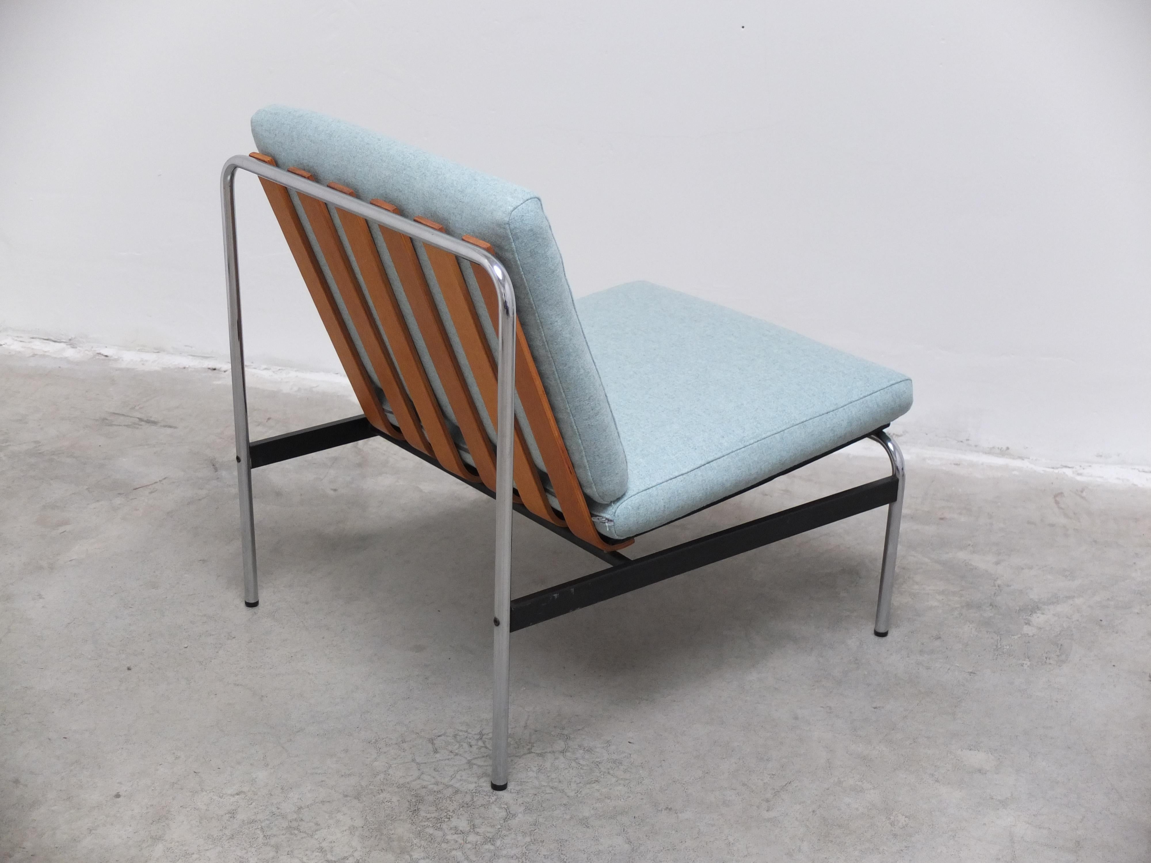 Modernistisches Paar Sessel ohne Armlehne im Stil von Kho Liang Ie, 1960er Jahre im Angebot 8