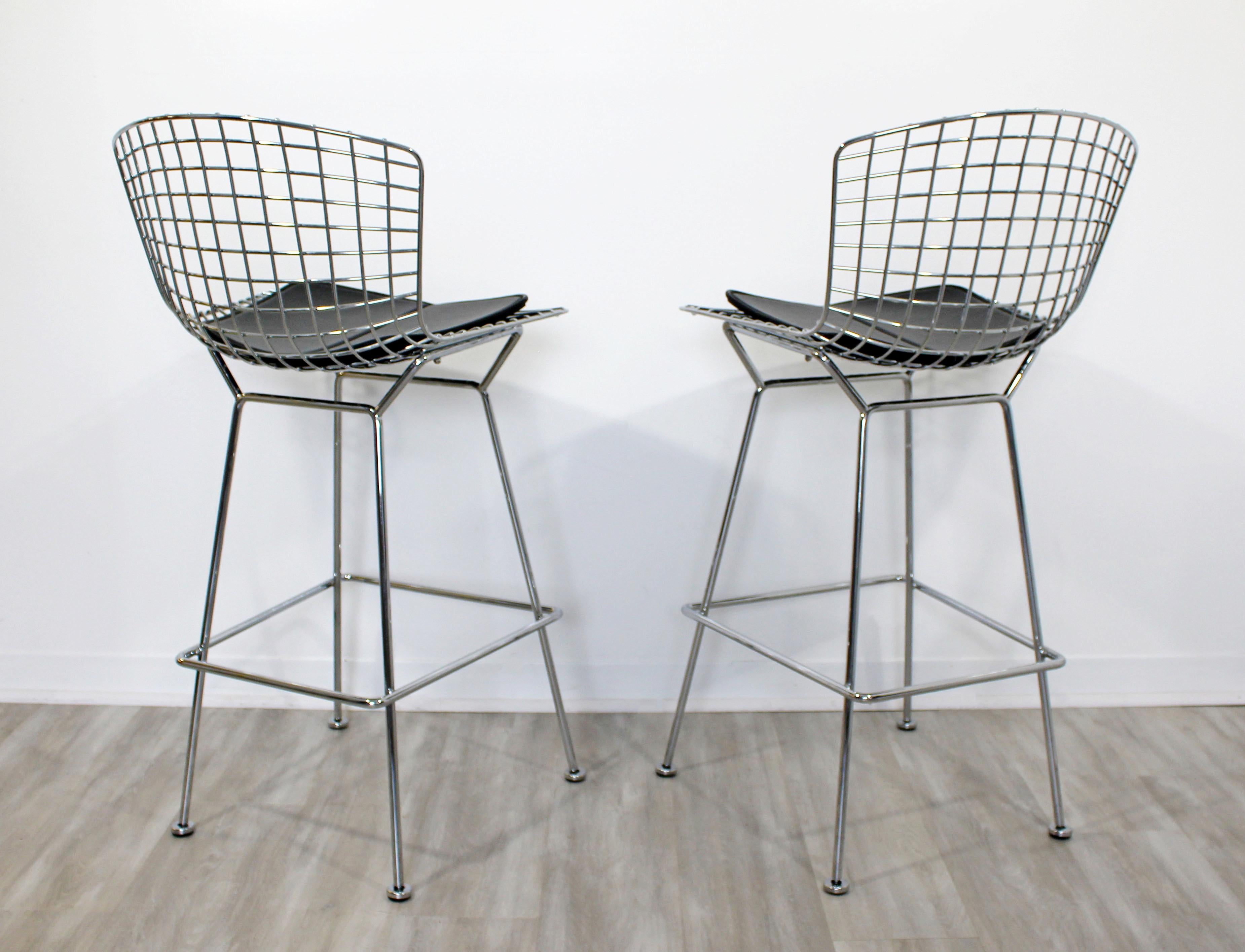 20th Century Modernist Pair of Reissued Bertoia High Bar Stools Chrome and Black Vinyl Knoll