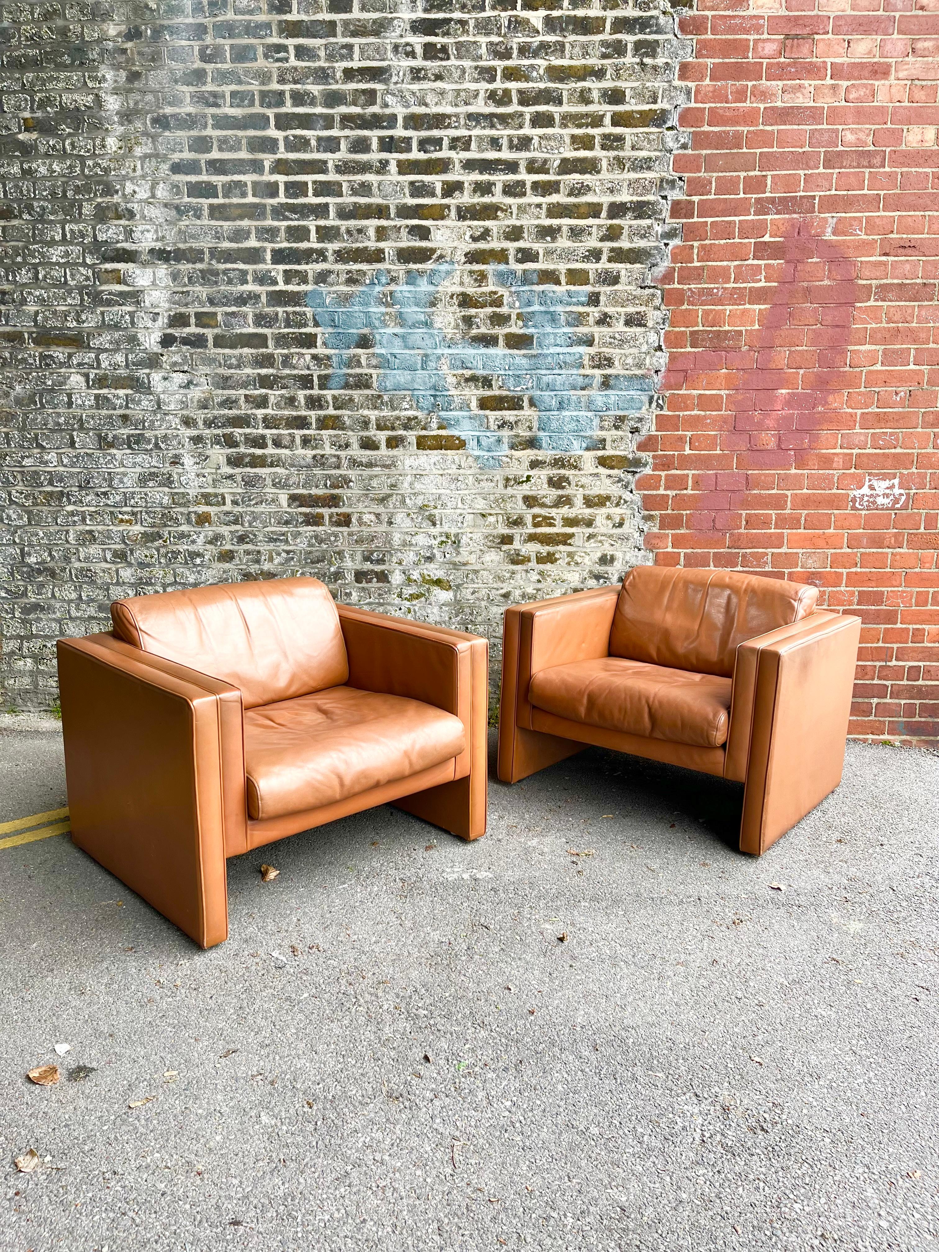 Modernist pair of Walter Knoll mid-century German leather armchairs club chairs 4