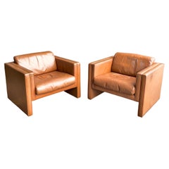 Modernist pair of Walter Knoll mid-century German leather armchairs club chairs