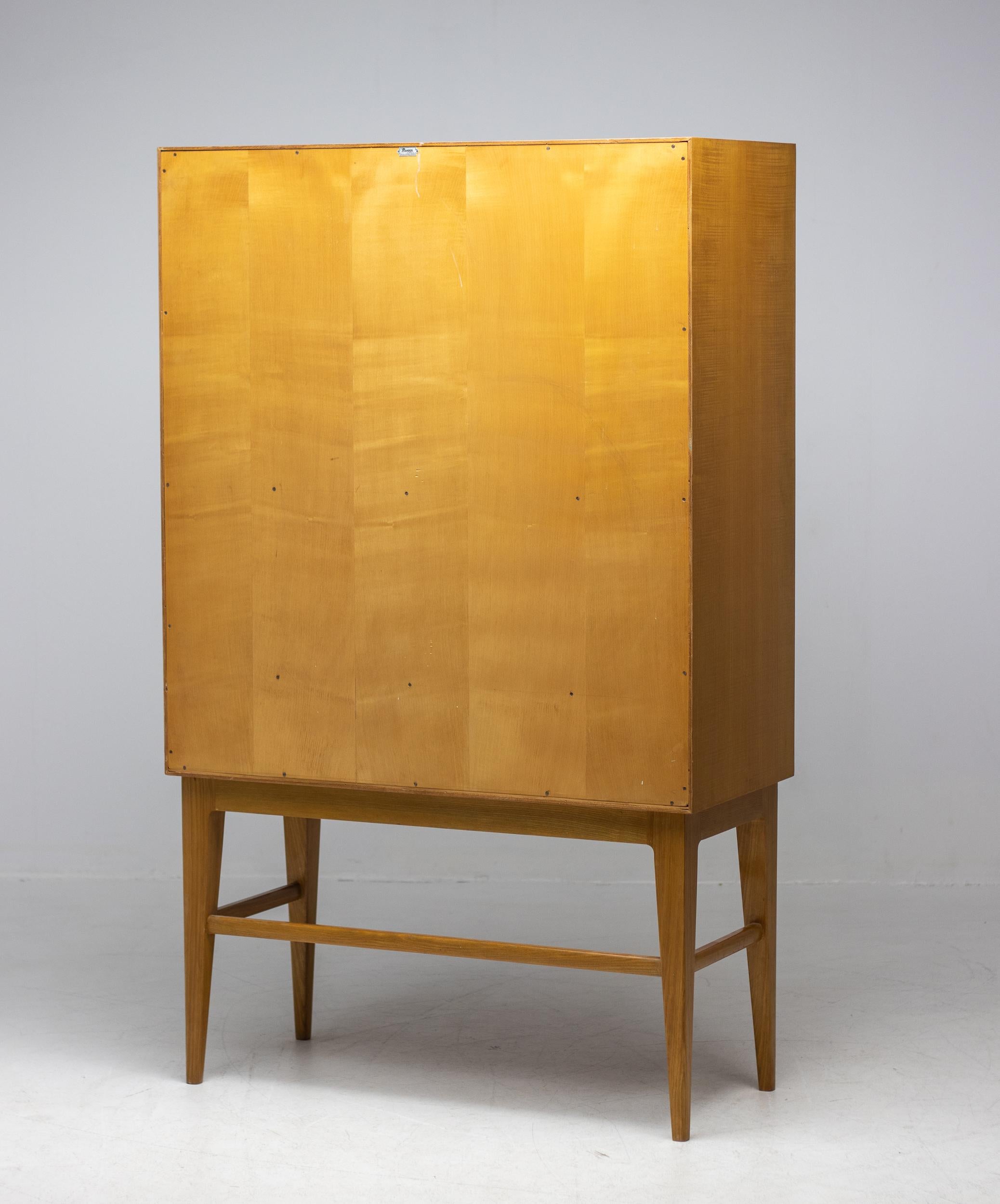 Cabinet de Pander moderniste en vente 3