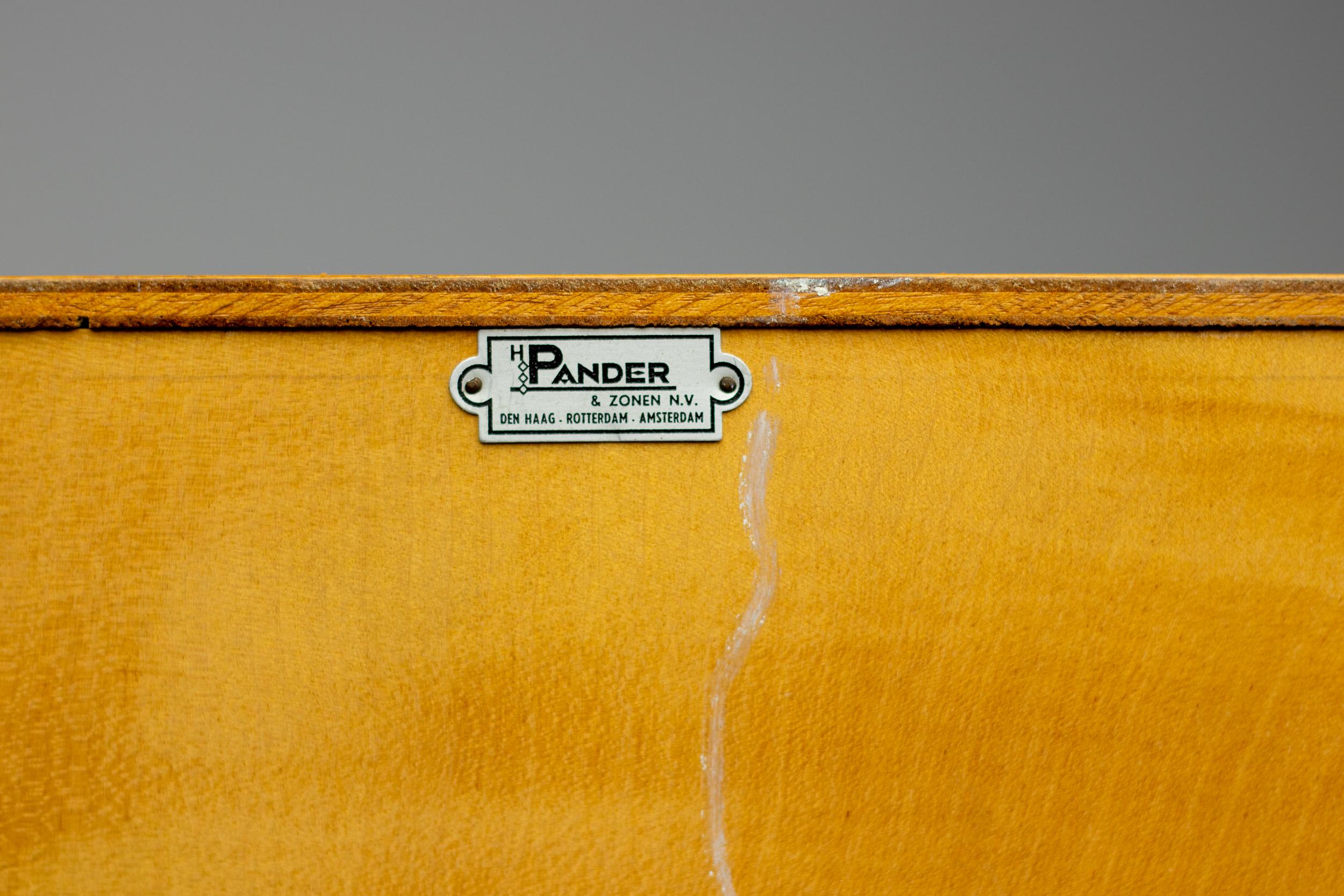 Cabinet de Pander moderniste en vente 4