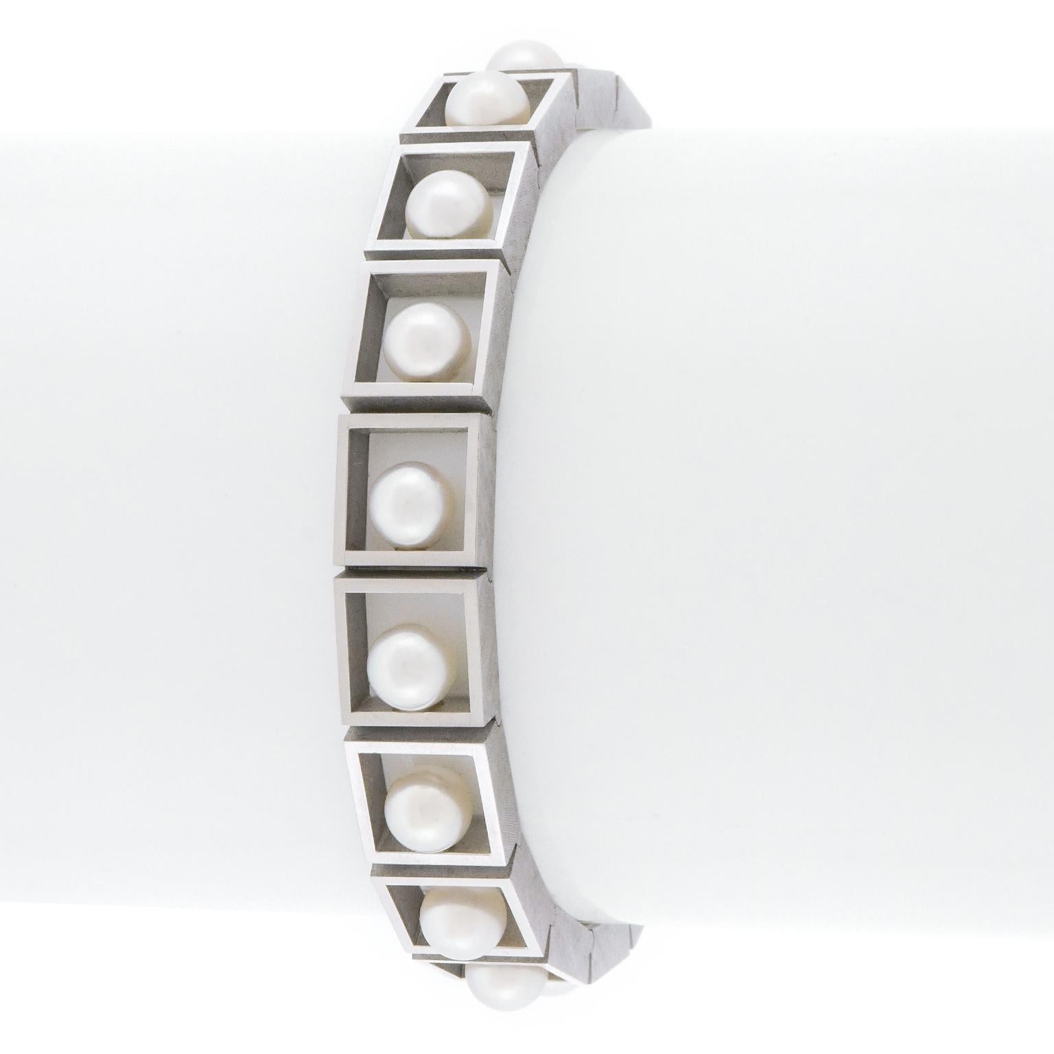 Round Cut Modernist Pearl-Set White Gold Bracelet For Sale