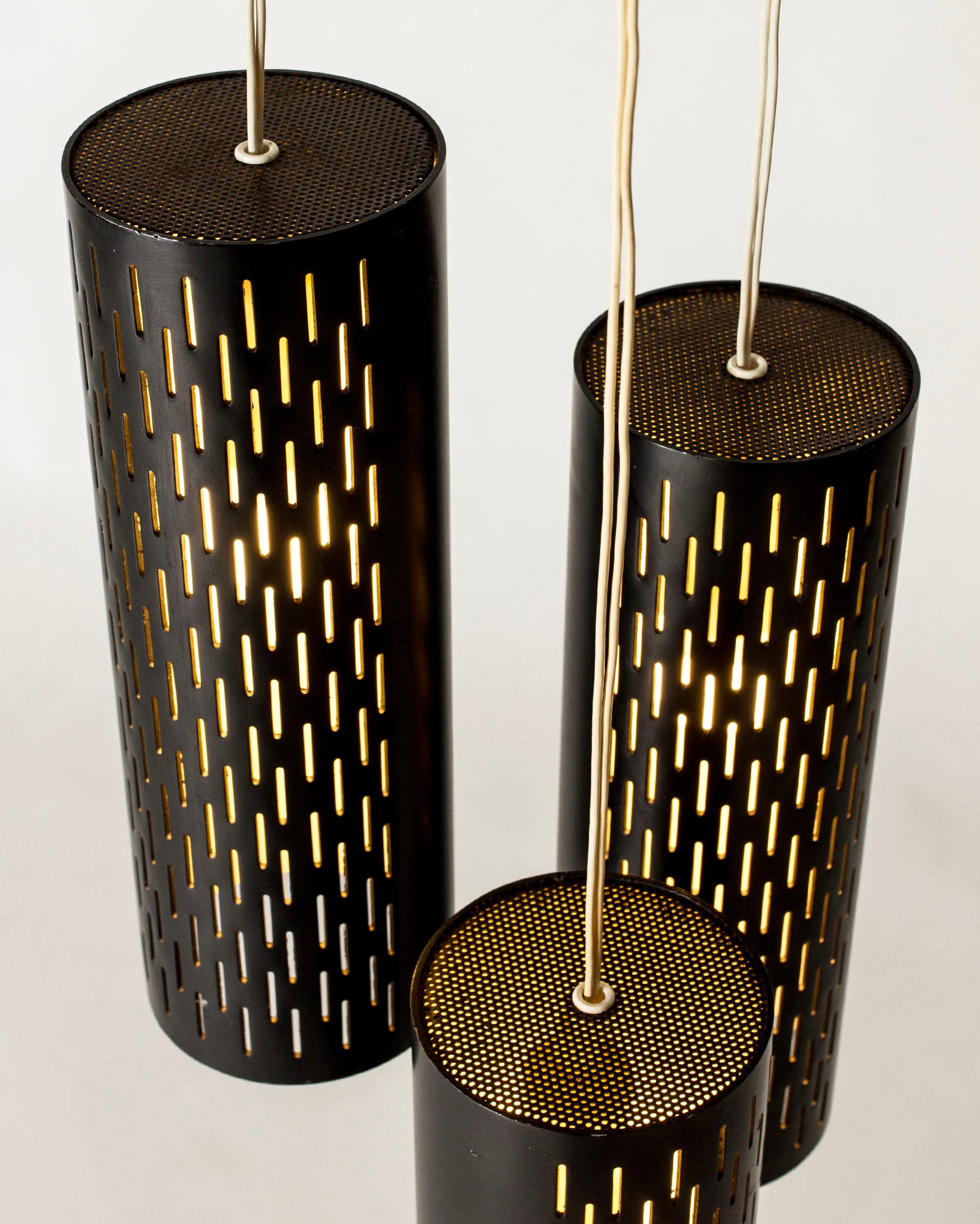 Scandinavo moderno Lampada a sospensione modernista di Hans Bergström, Ateljé Lyktan, Svezia, anni '50 in vendita