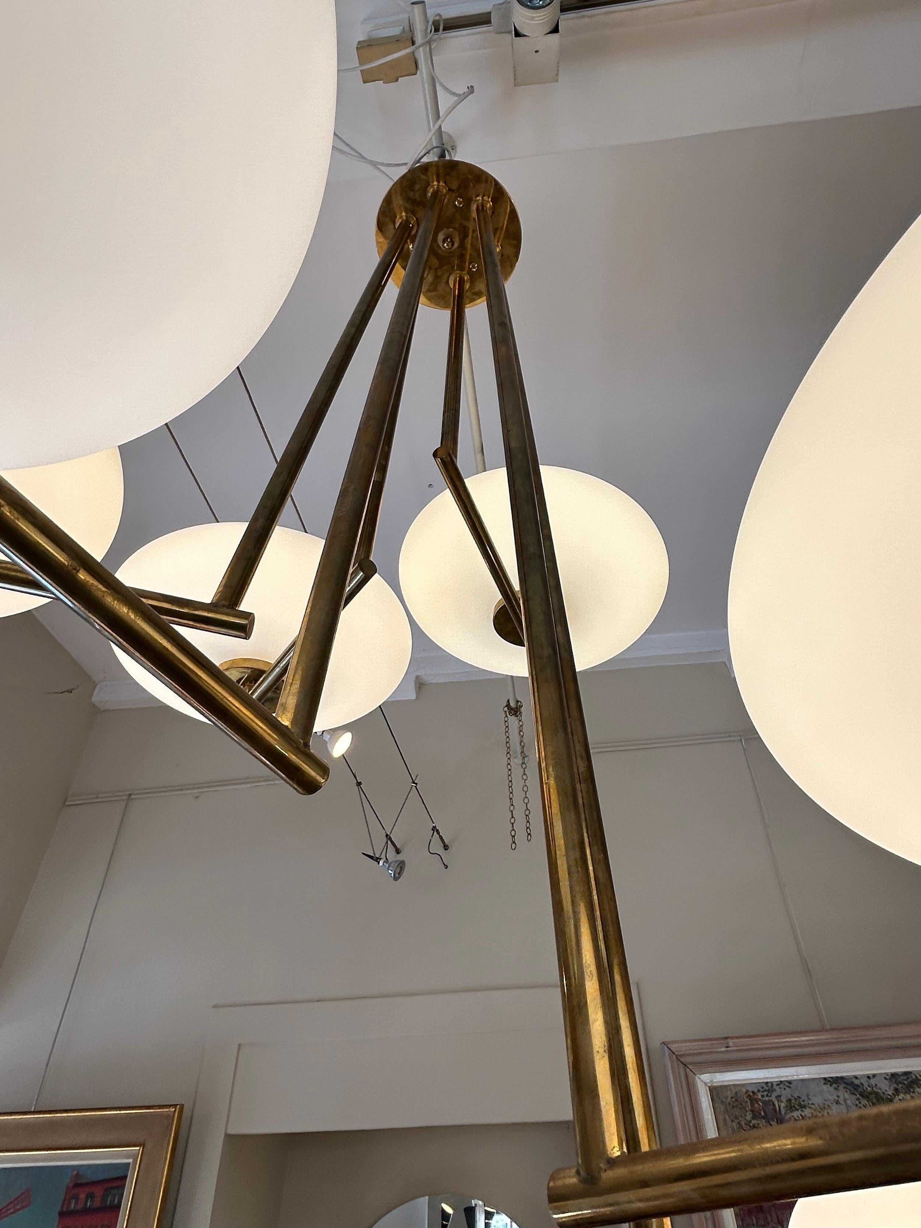 Lampada a sospensione modernista , Metà secolo In condizioni buone in vendita a Nice, FR