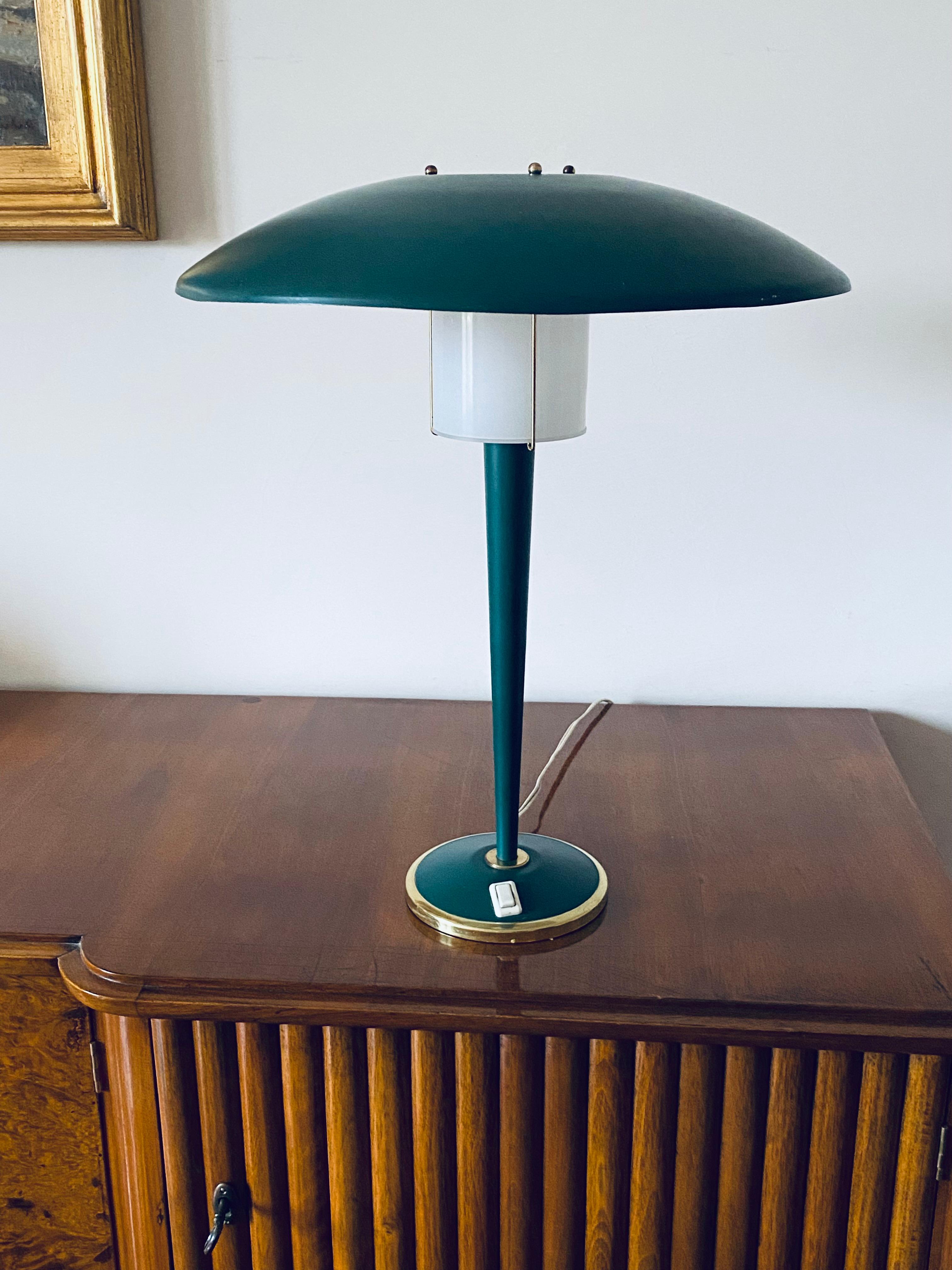 Mid-Century Modern Lampe de table moderniste vert pétrole, France, années 1960 en vente