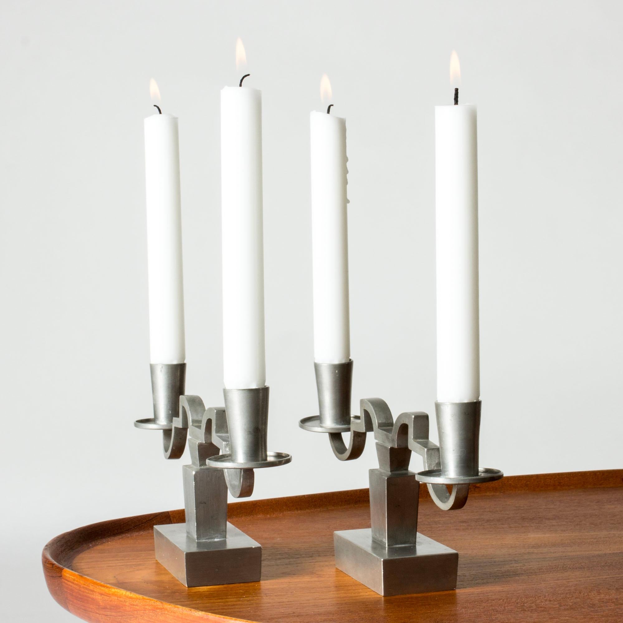 Modernist Pewter Candlesticks by Nils Fougstedt for Svenskt Tenn, Sweden, 1932 In Good Condition For Sale In Stockholm, SE