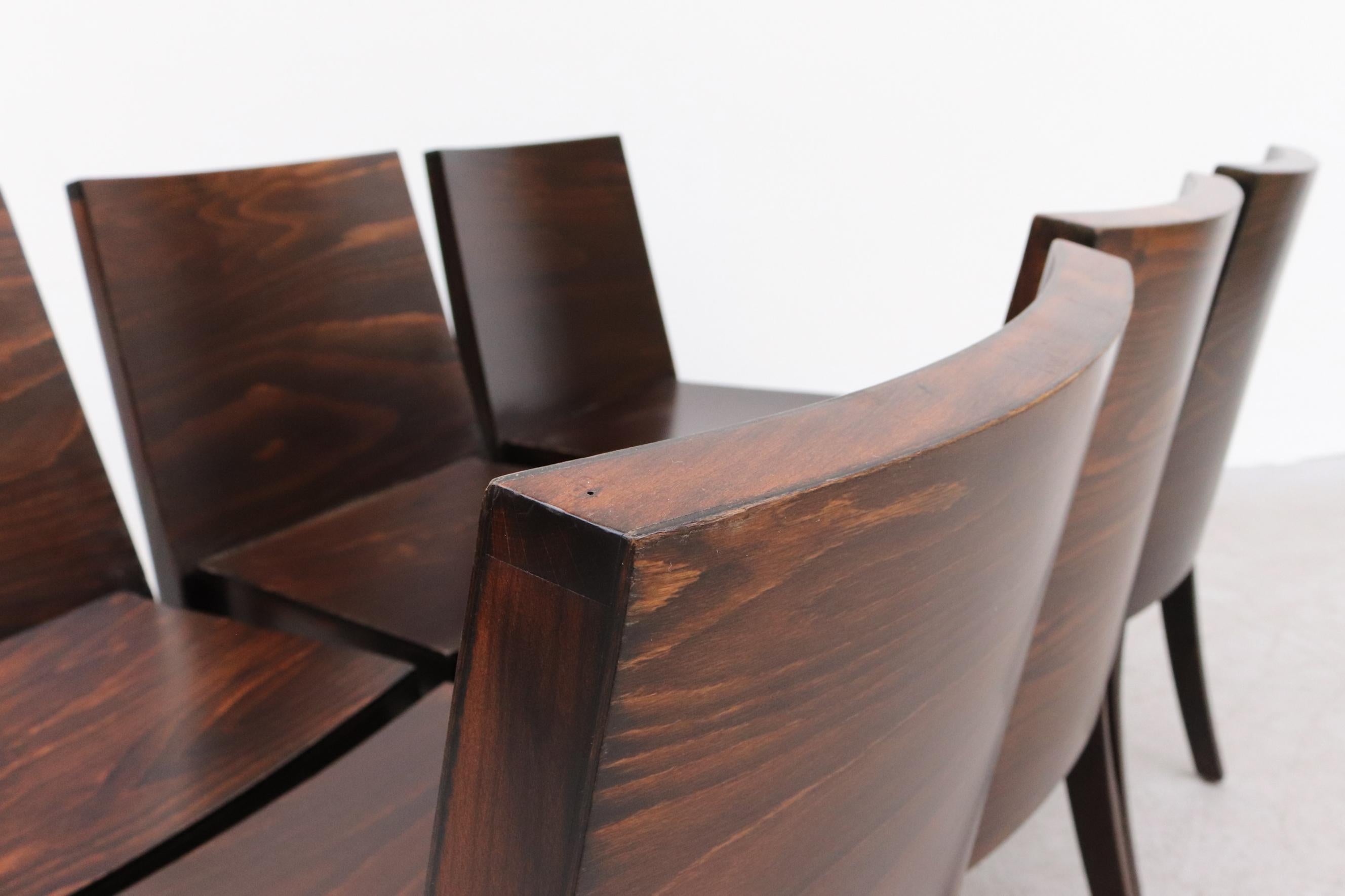 Chaises empilables de style Philippe Starck à dossier carré en bois teinté foncé en vente 4