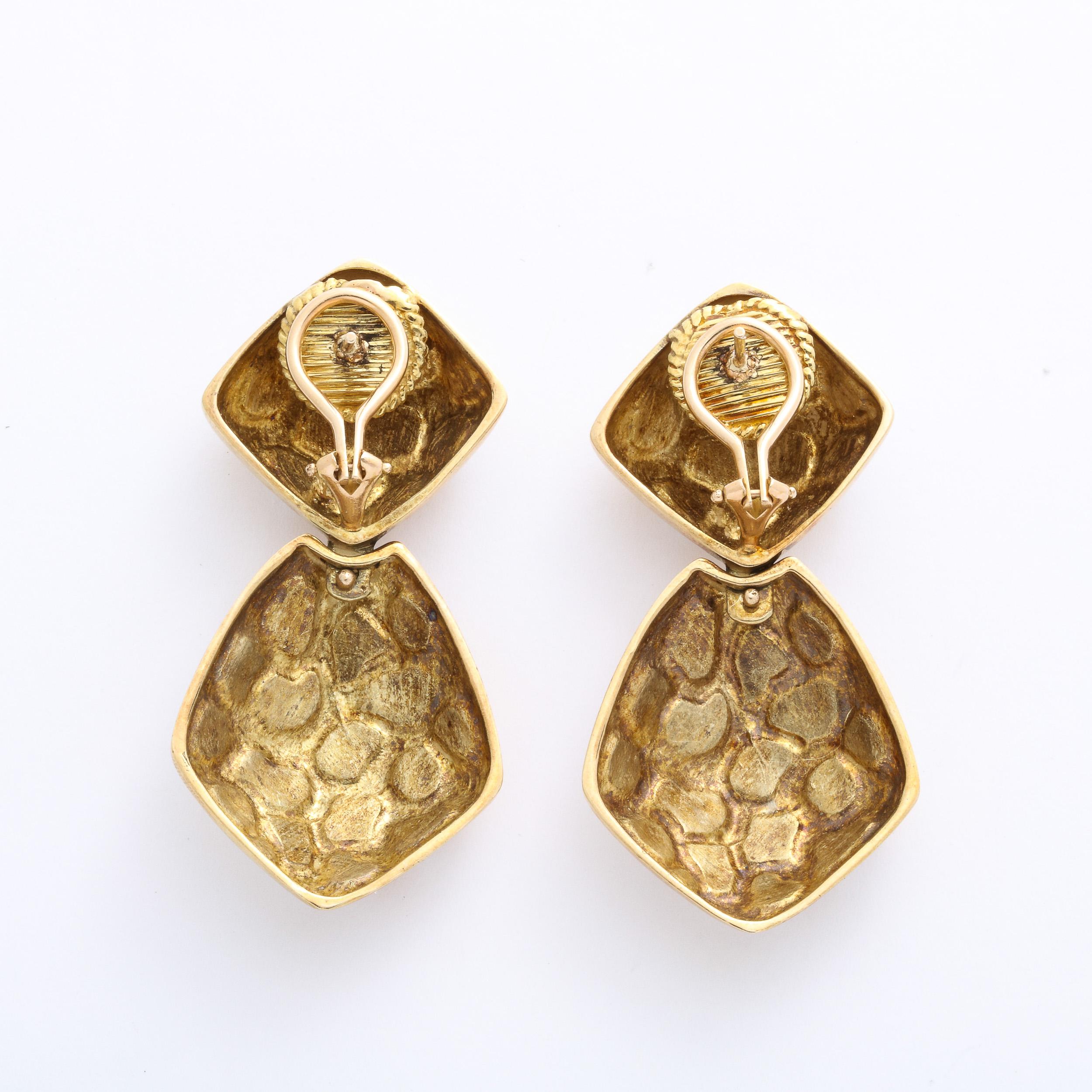 Women's or Men's Modernist Pierced Drop Earrings in Gold and Enamel  For Sale