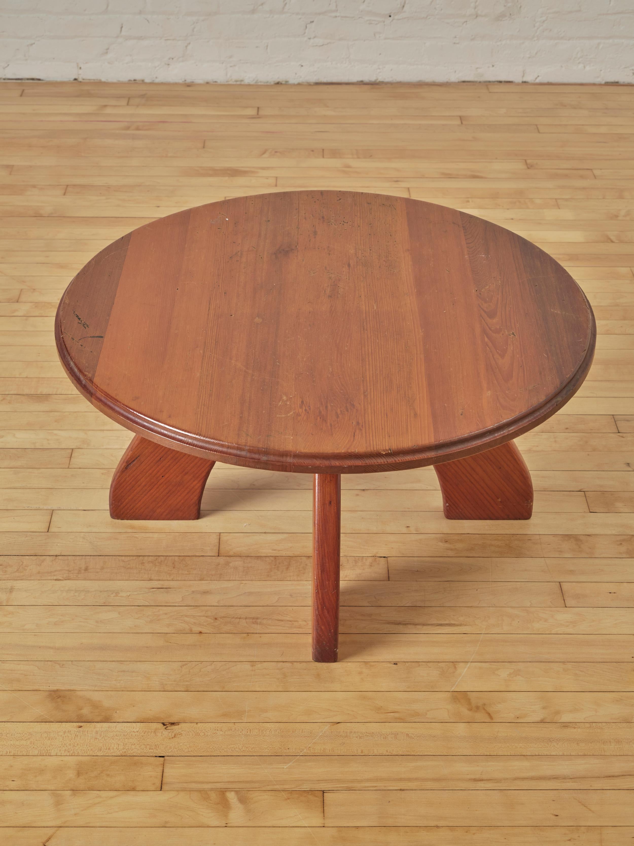 Modernist Pine Coffee Table  In Good Condition For Sale In Long Island City, NY
