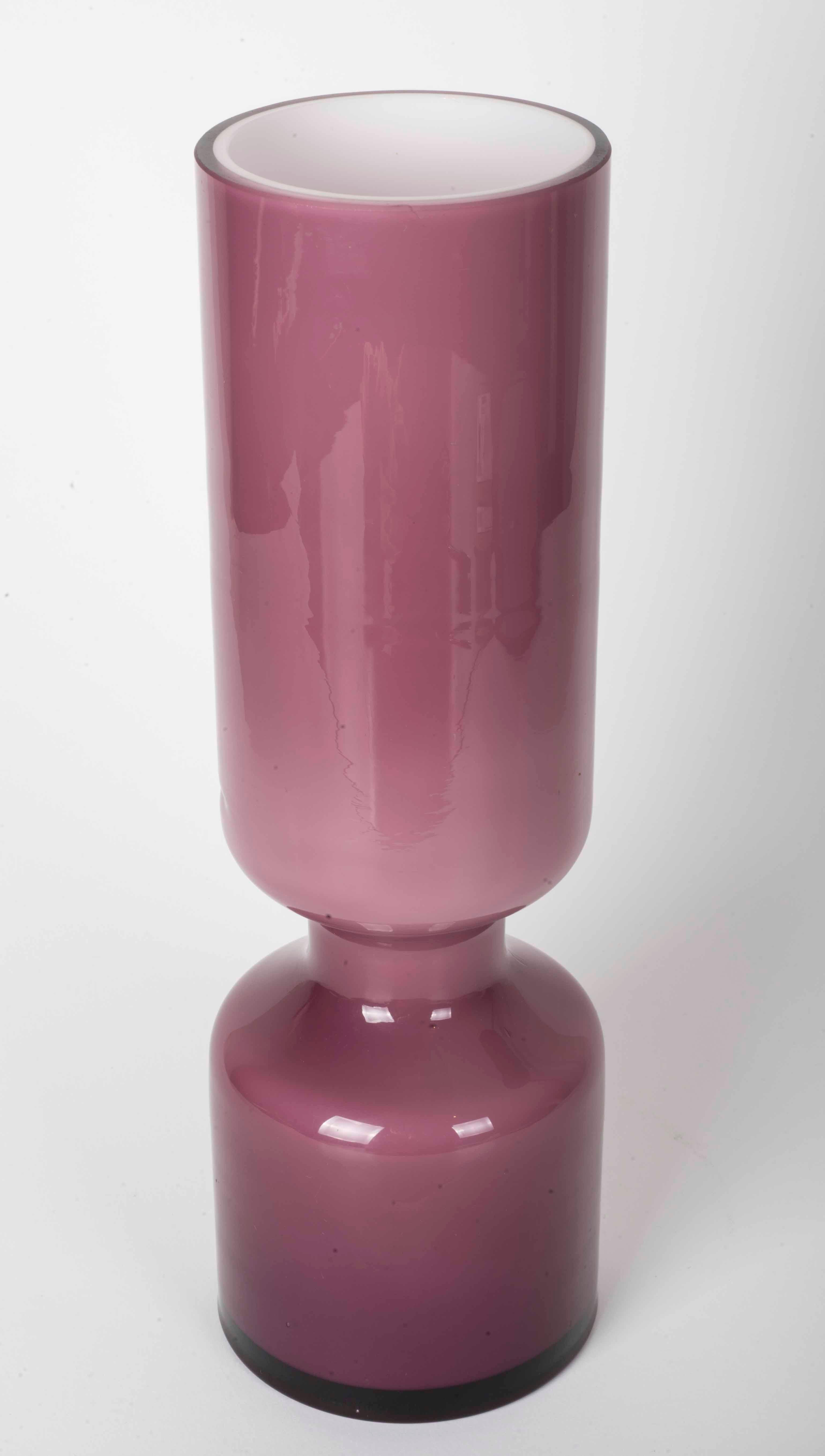 Modernist Pink and Clear Glass Vase For Sale 3