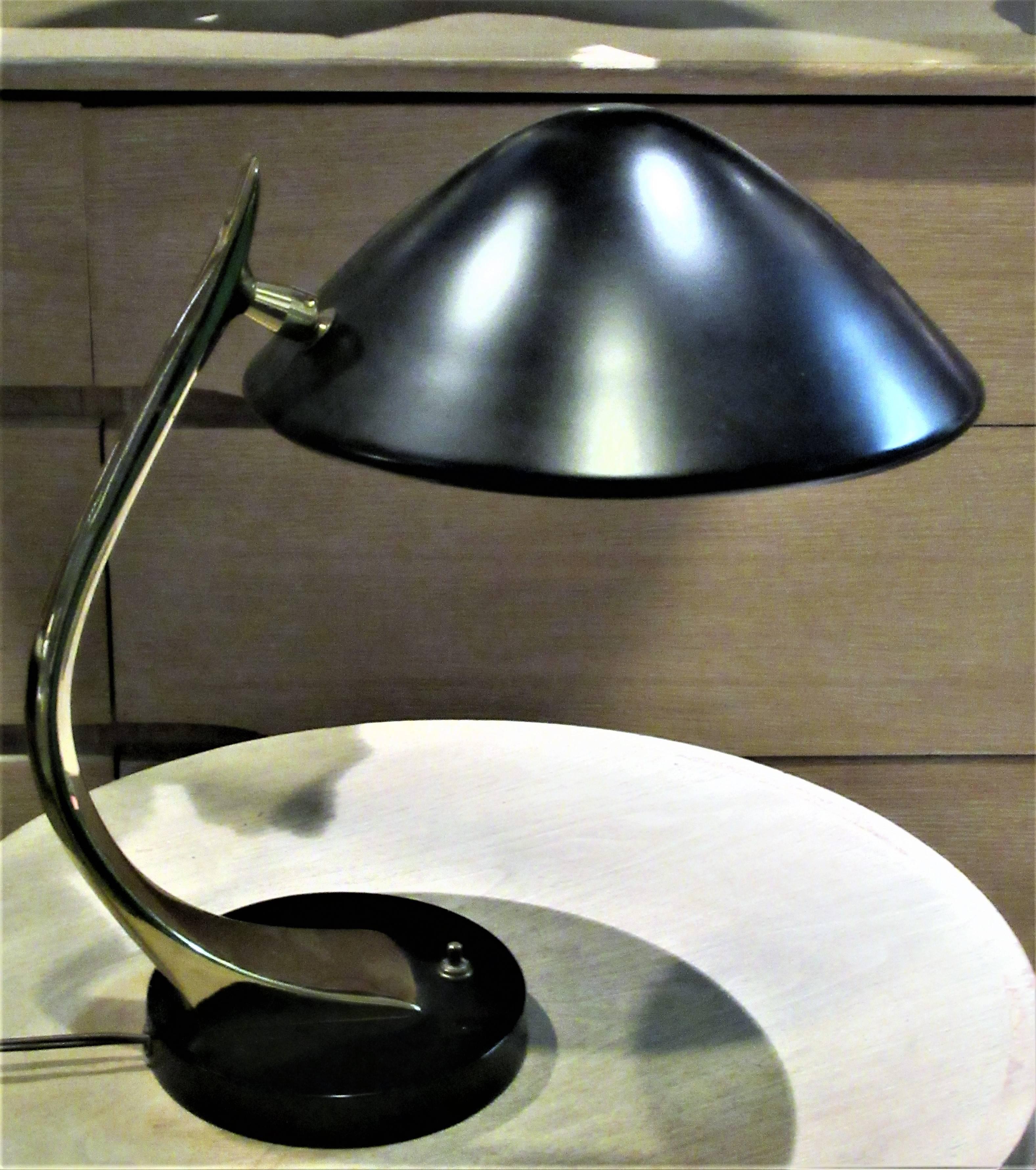 Modernist Pivoting Arc Table Lamp by Laurel 3