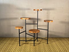 Support de plantes moderniste