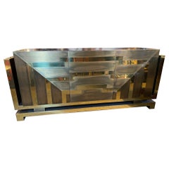 Credenza modernista de latón pulido y patinado