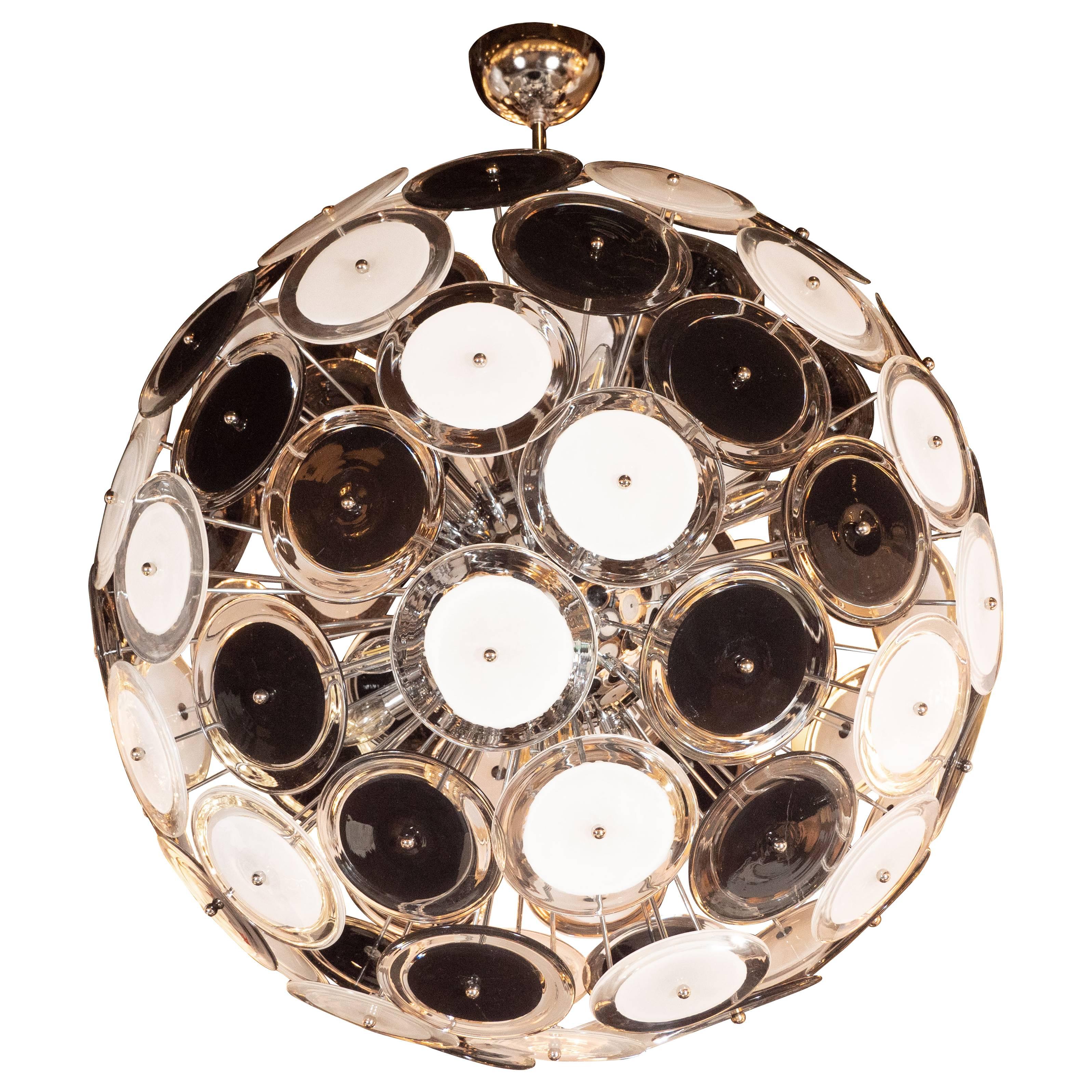 Lustre moderniste en chrome poli avec disques noirs et blancs de Murano soufflés à la main