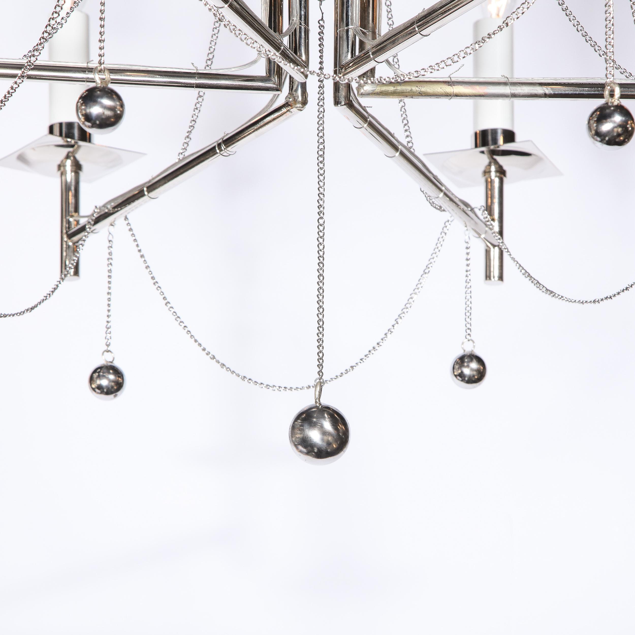 Sechsarmiger Kronleuchter aus poliertem Nickel mit Kette und kugelförmigen Details im modernistischen Stil (amerikanisch)