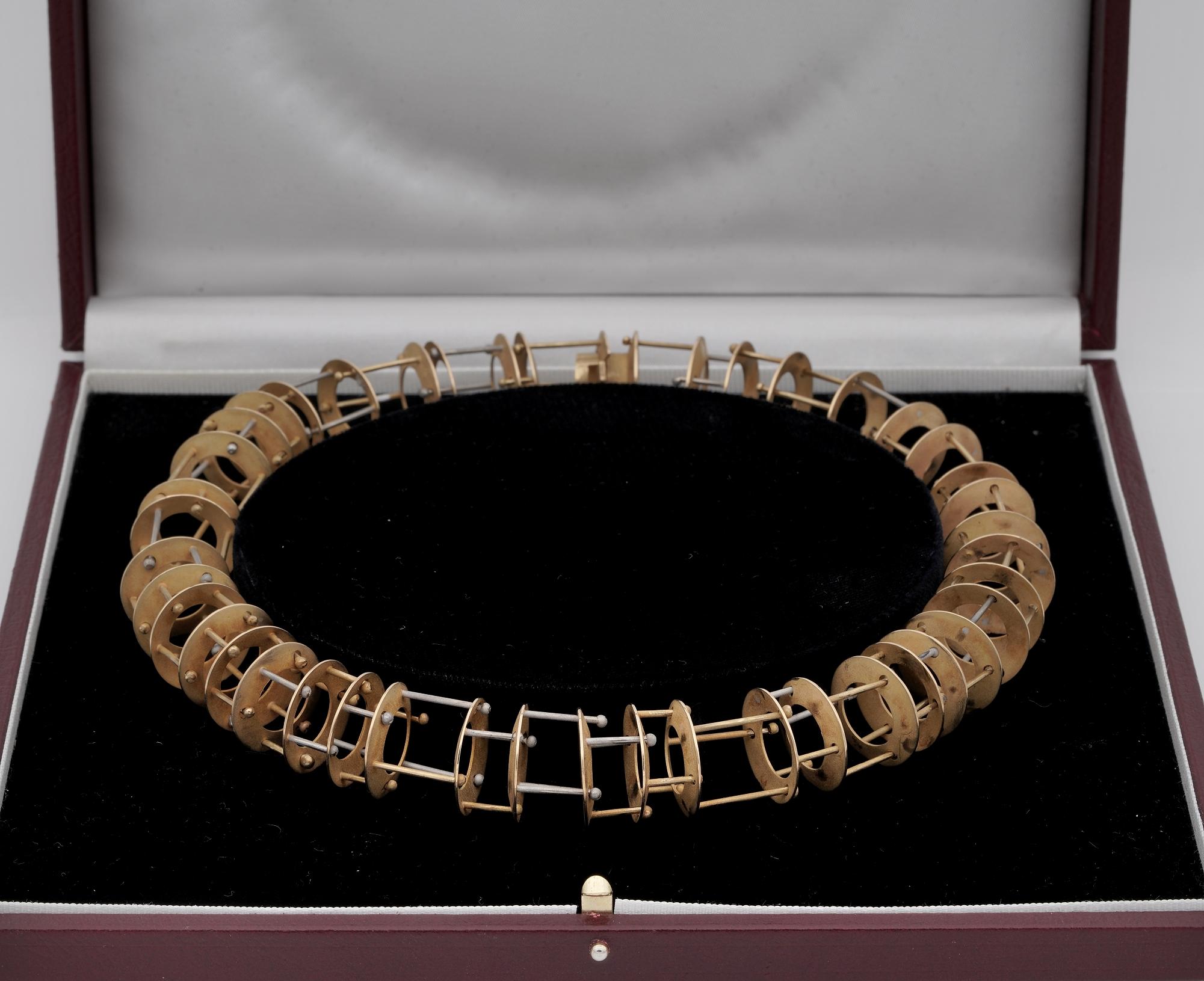 Collier d'art moderniste rare d'avant-garde en or 18 carats Pour femmes en vente