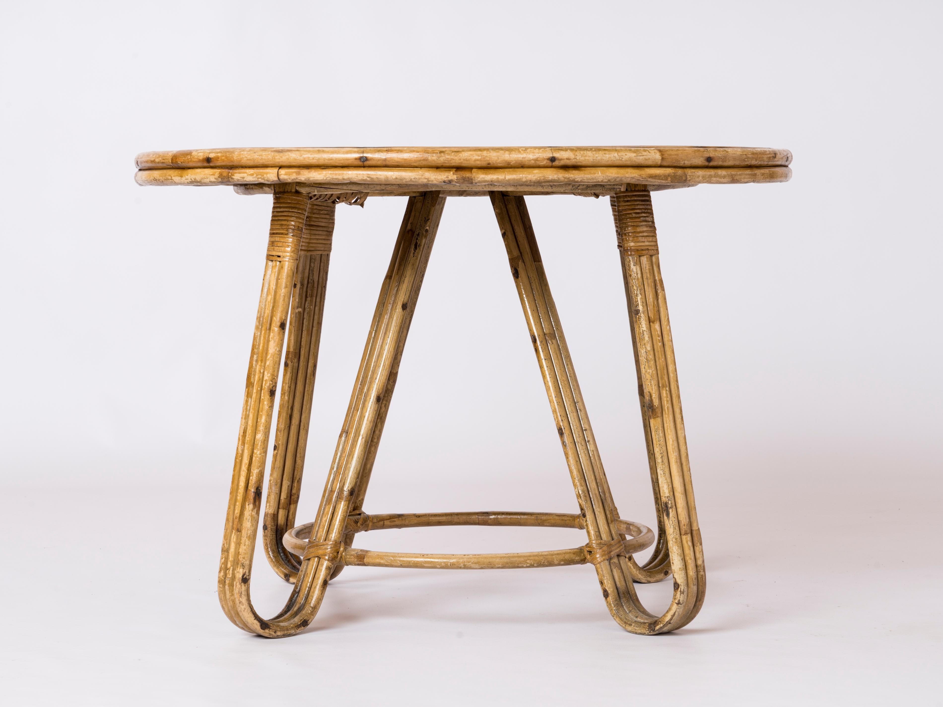 Français Table centrale moderniste en rotin, France, années 1960 en vente