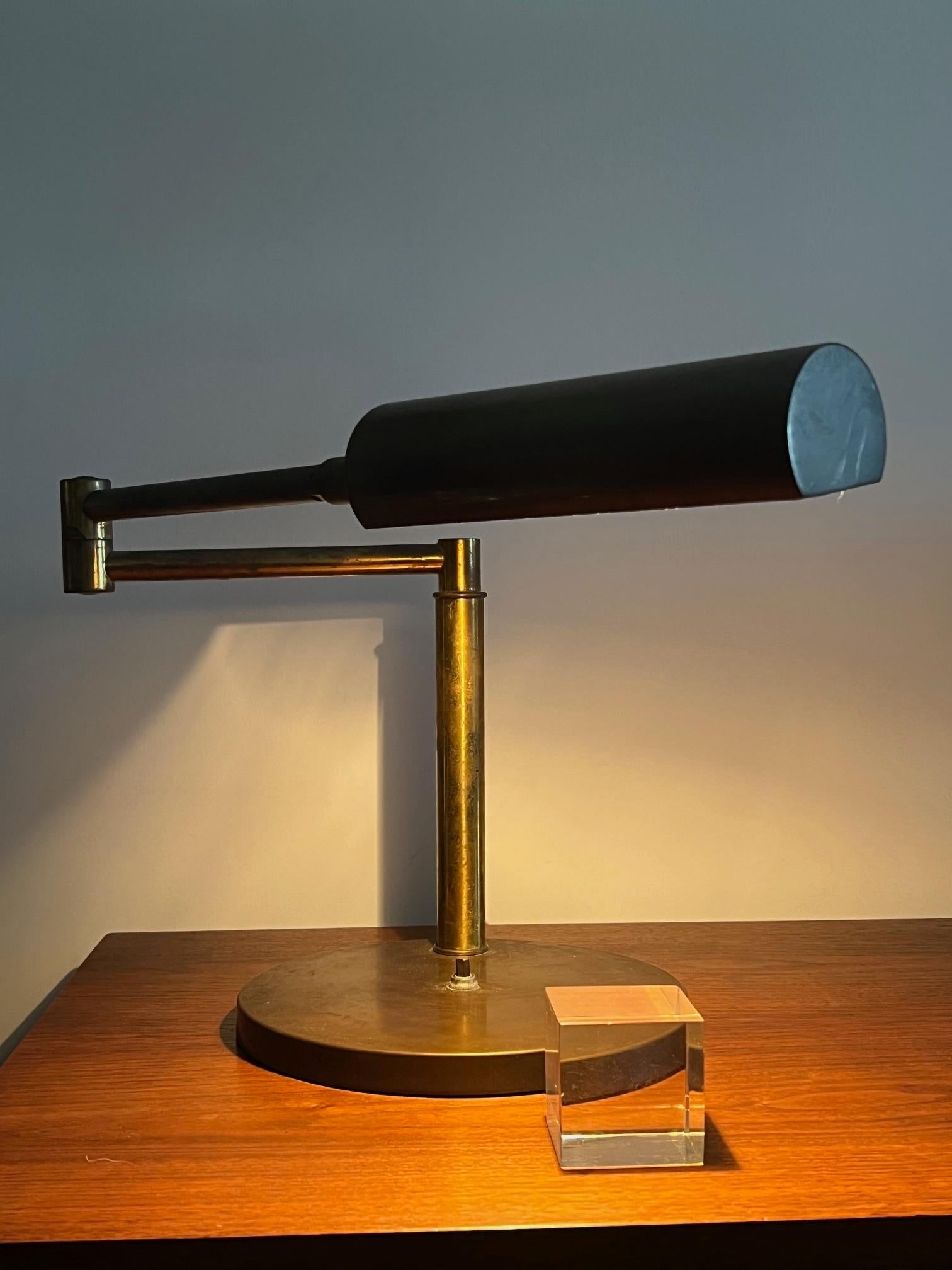 Modernist Reading Lamp by Nessen Studios 4
