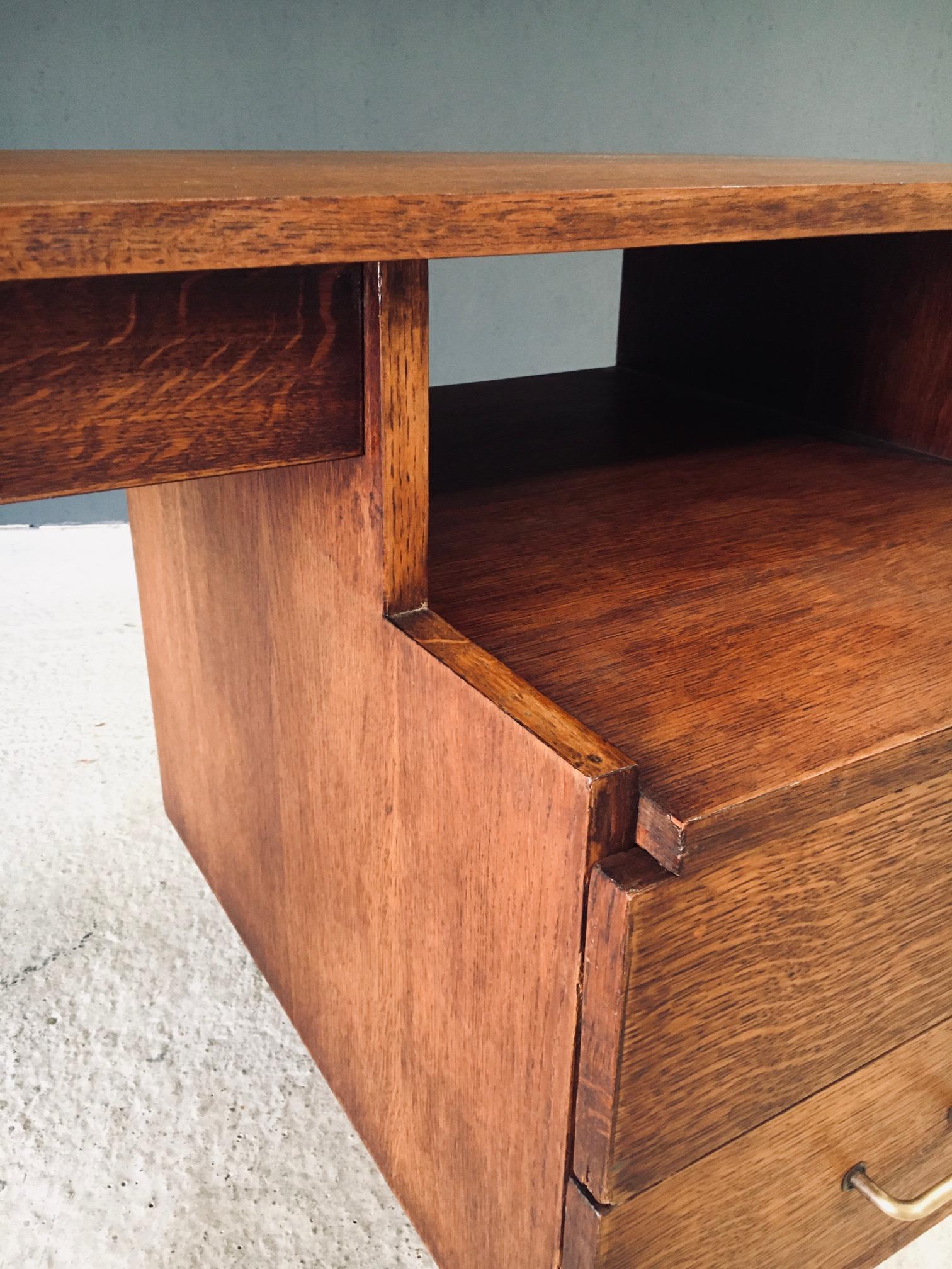 Modernist Reconstruction Design Writing Desk, France 1950's For Sale 6