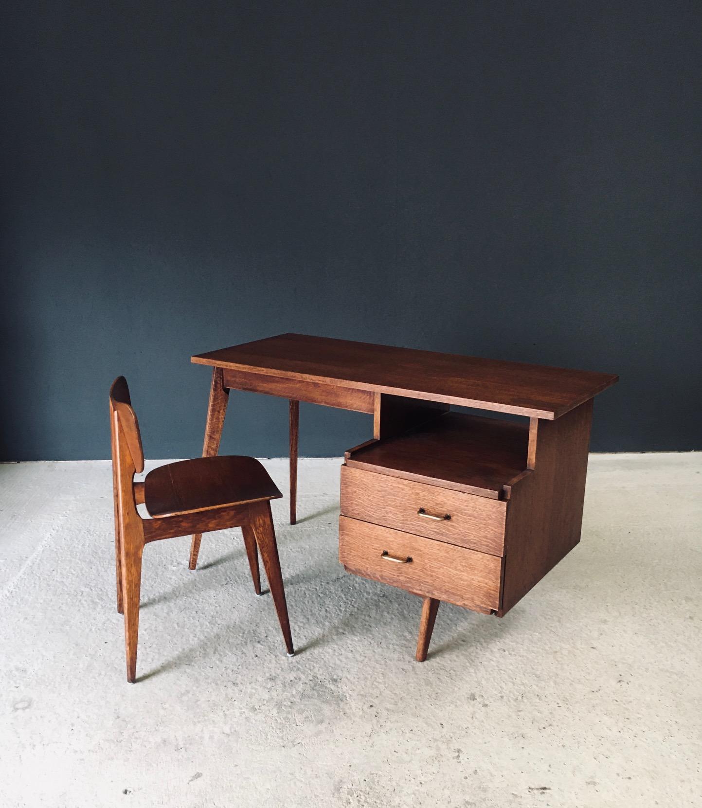 Oak Modernist Reconstruction Design Writing Desk, France 1950's For Sale