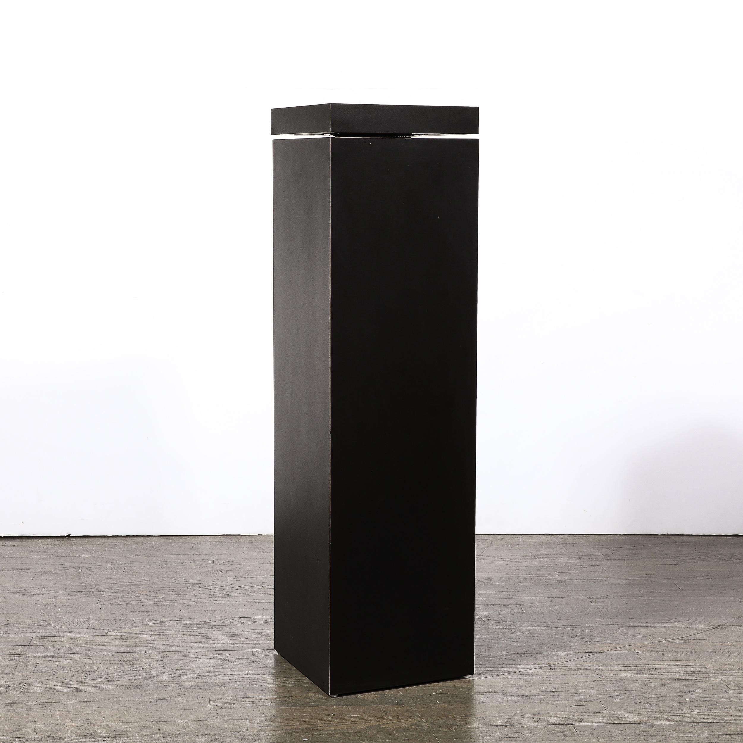 Modernist Rectilinear Matt Black Swivel Top Pedestal  For Sale 2