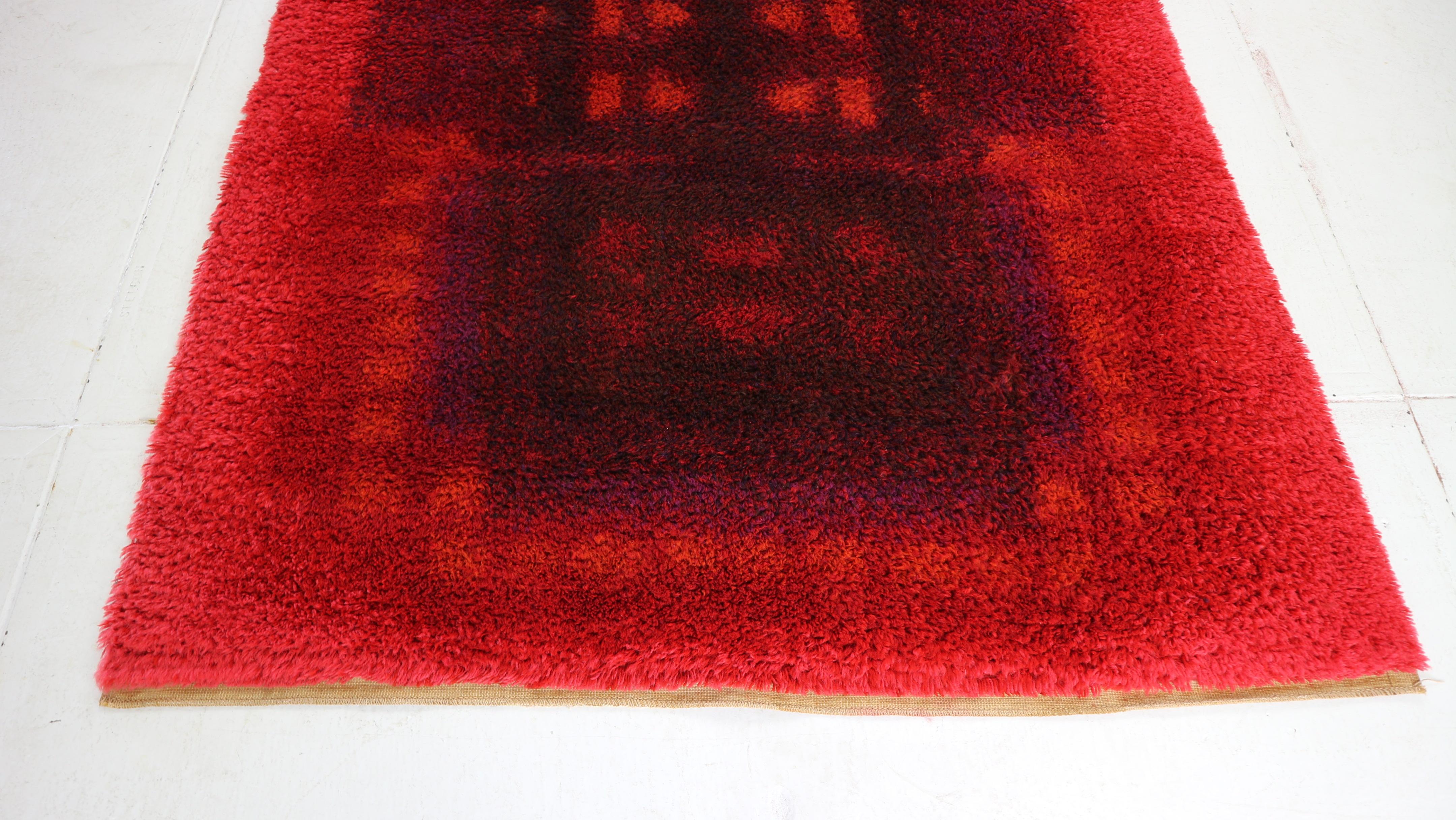 Modernist Red Multi-Color High Pile Large Rya Rug by Desso, 1970's 3