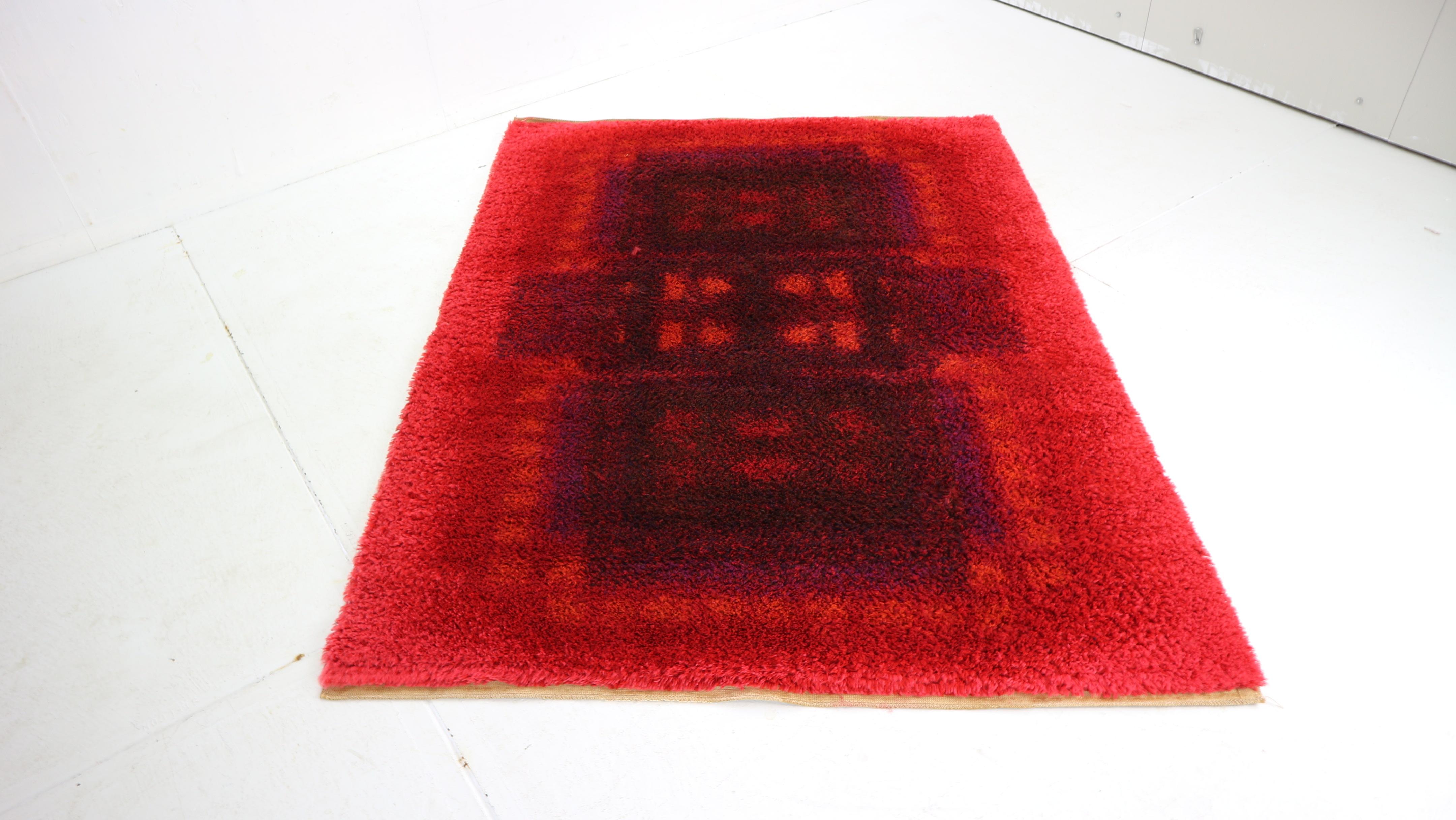 Late 20th Century Modernist Red Multi-Color High Pile Large Rya Rug by Desso, 1970's