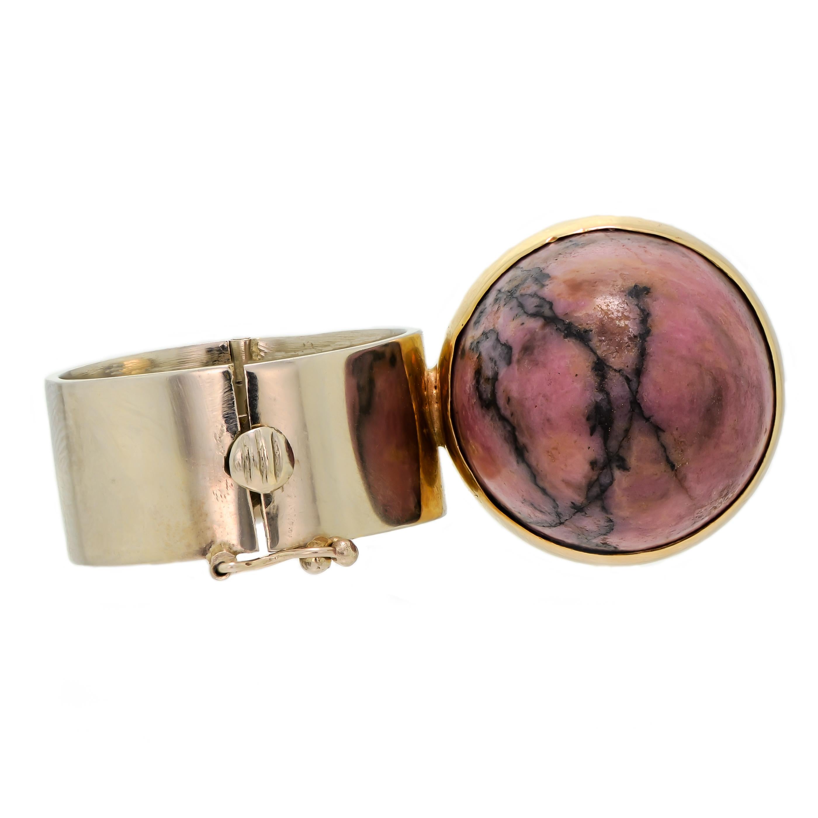 Modernist Rhodonite and Blue Chalcedony 14 Karat Bicolor Gold Ring In Good Condition For Sale In Wheaton, IL