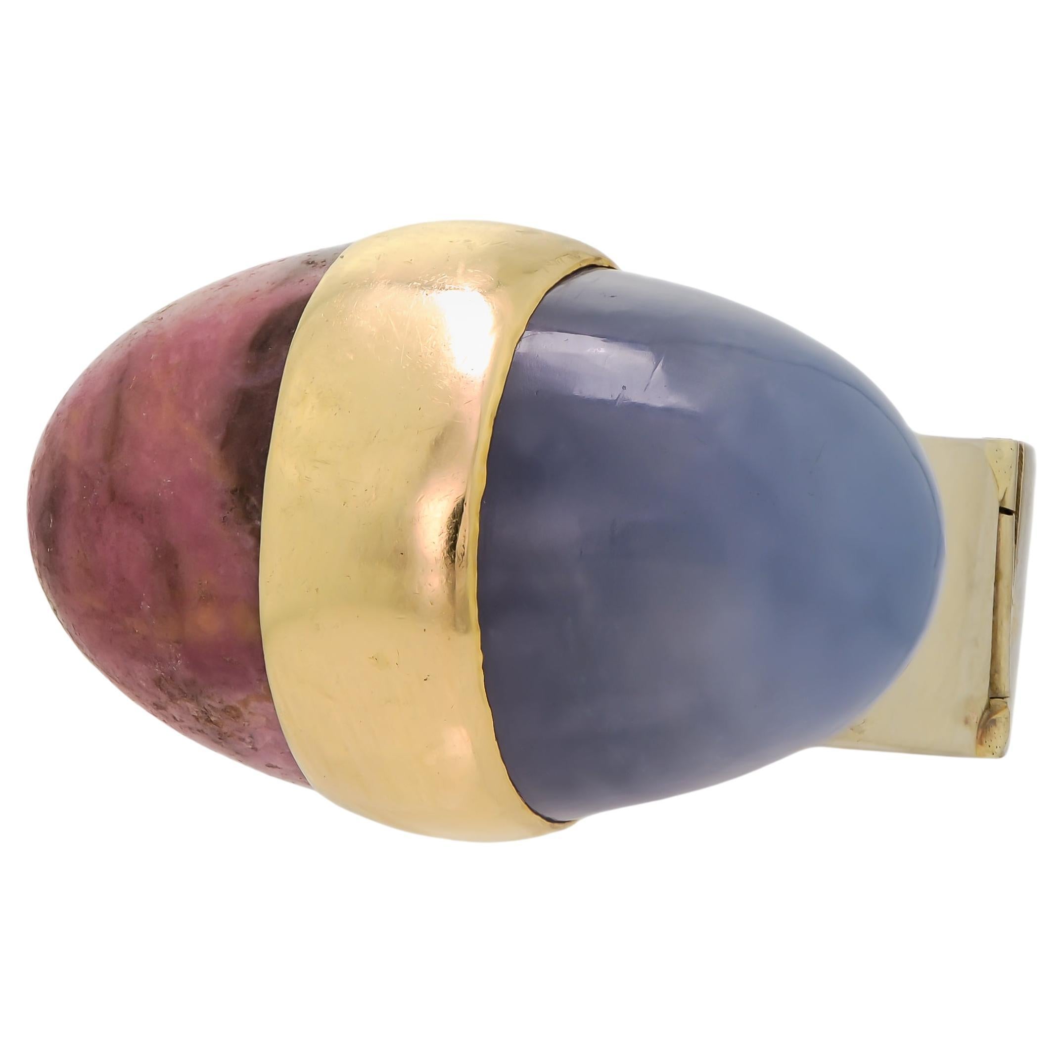 Modernist Rhodonite and Blue Chalcedony 14 Karat Bicolor Gold Ring For Sale