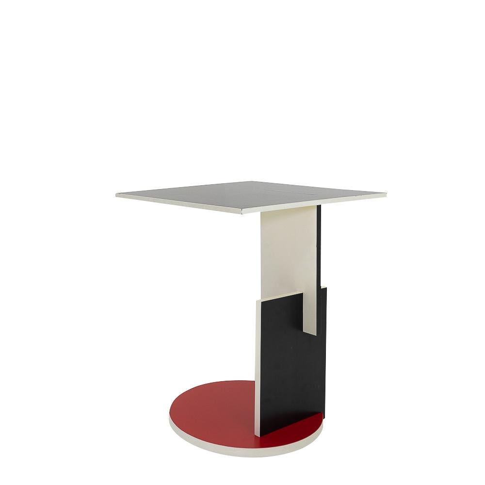Modernist Rietveld Schroeder 1 Side Table by Cassina, 1970s 1