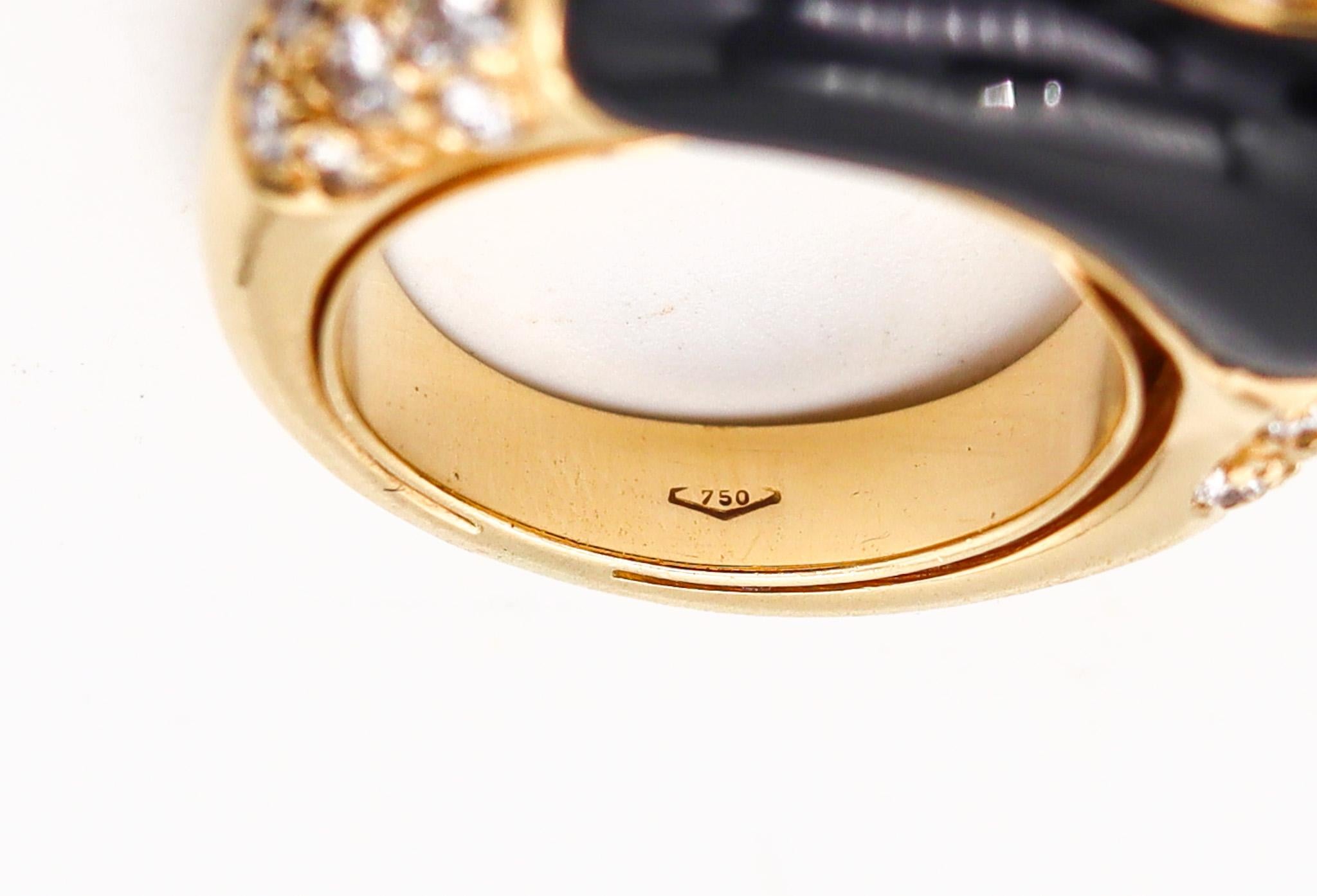 Modernist Ring In Solid 18Kt Yellow Gold With 14.64 Ctw in Diamonds And Onyx 1