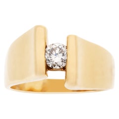 Vintage Modernist Ring with 0.35 Carat Full Cut Round Brilliant Diamond Center Set
