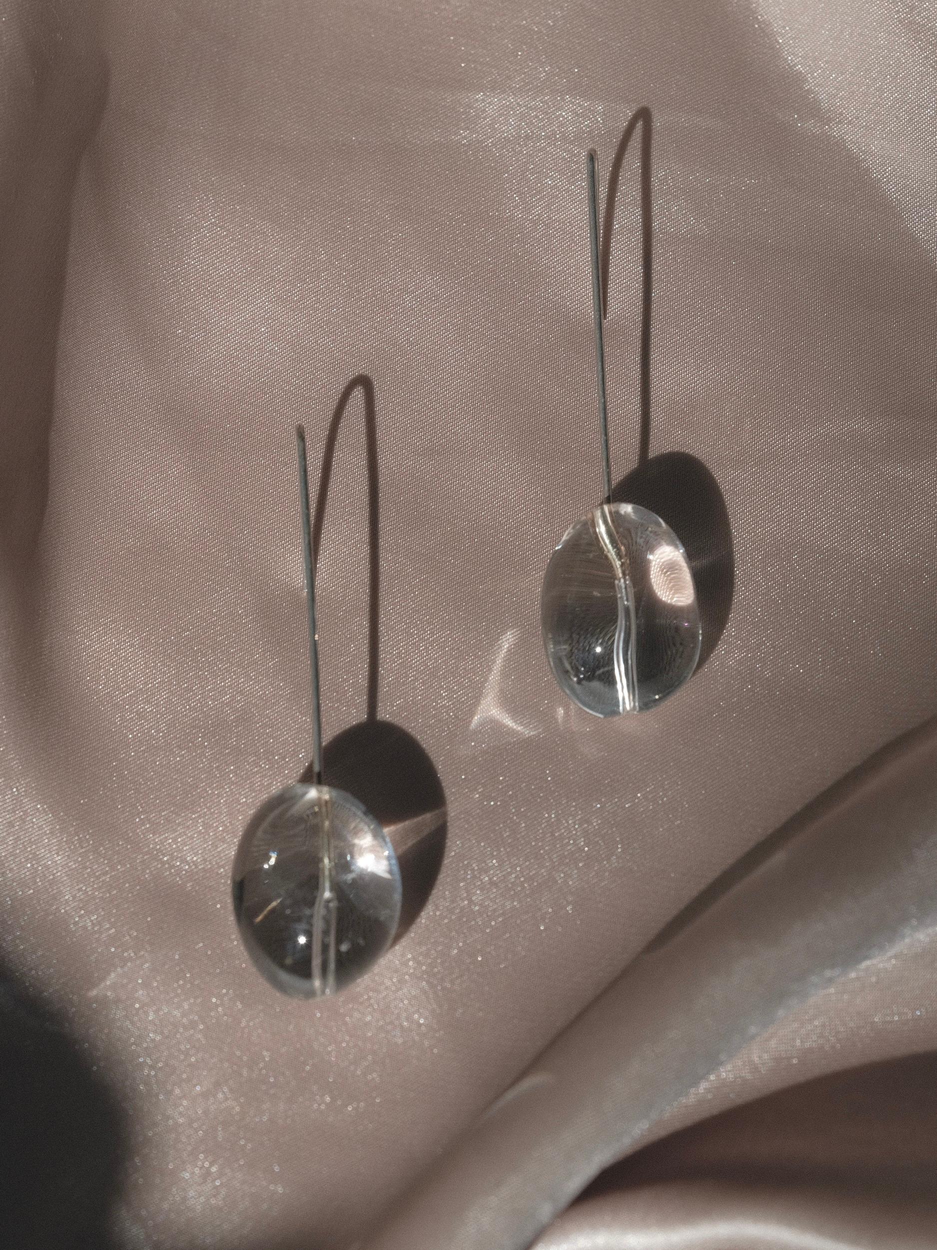Modernist Rock Quartz Crystal and Sterling Silver Long Drop Earring  For Sale 3