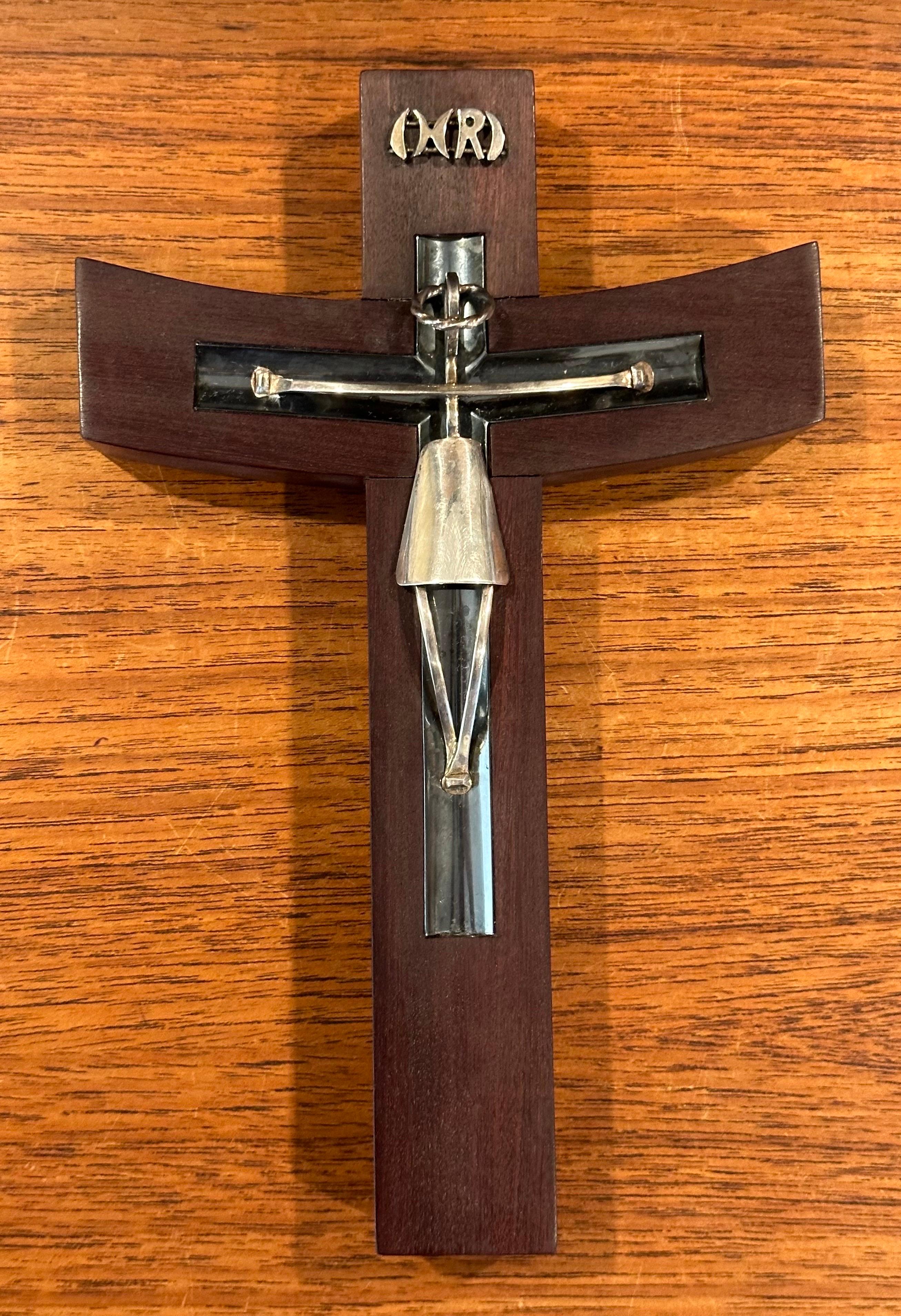Modernist Rosewood & Sterling Silver Crucifix / Cross by Taxco For Sale 1