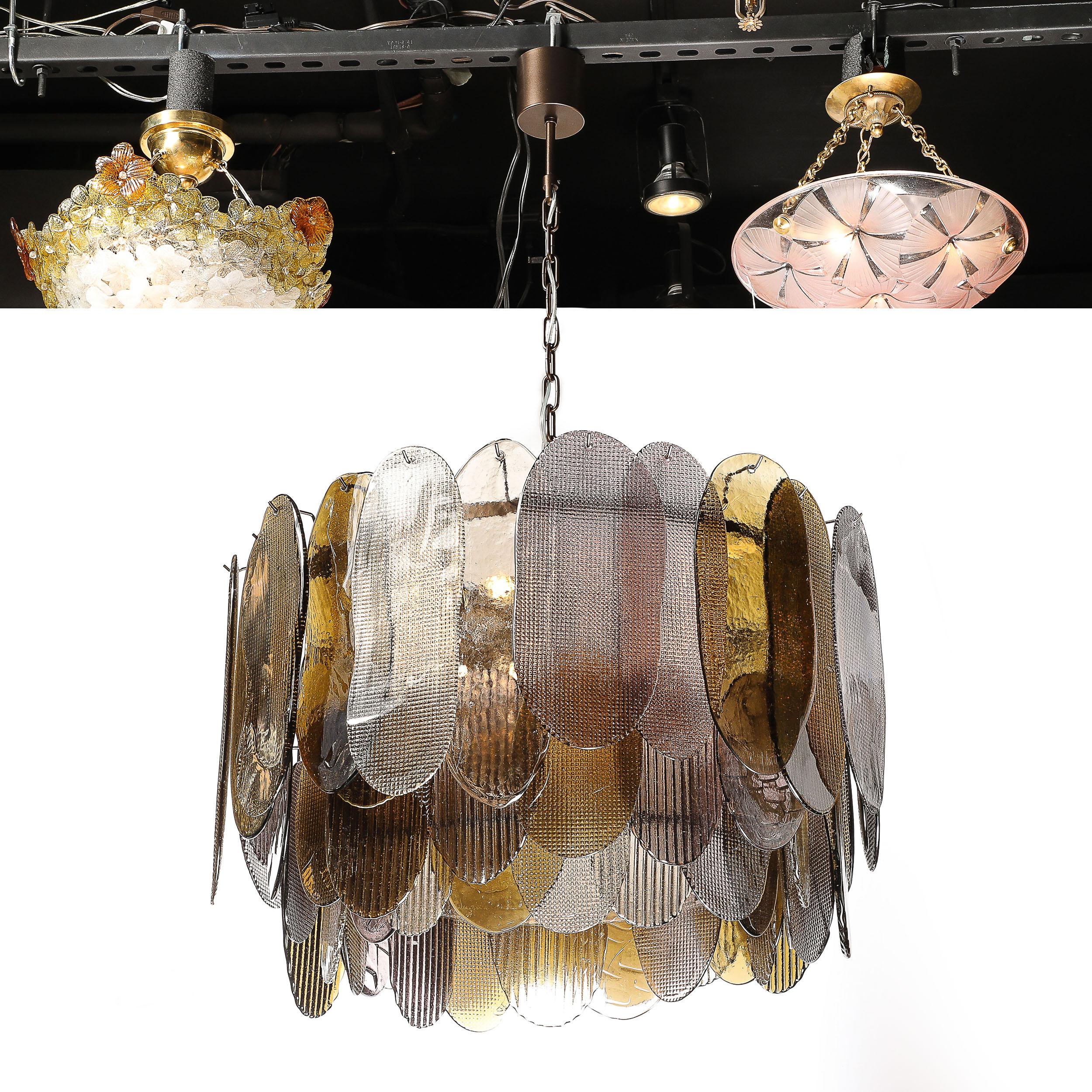 Lustre moderniste rond à 3 niveaux en verre de Murano soufflé à la main avec abat-jours ovales en roseaux Neuf - En vente à New York, NY
