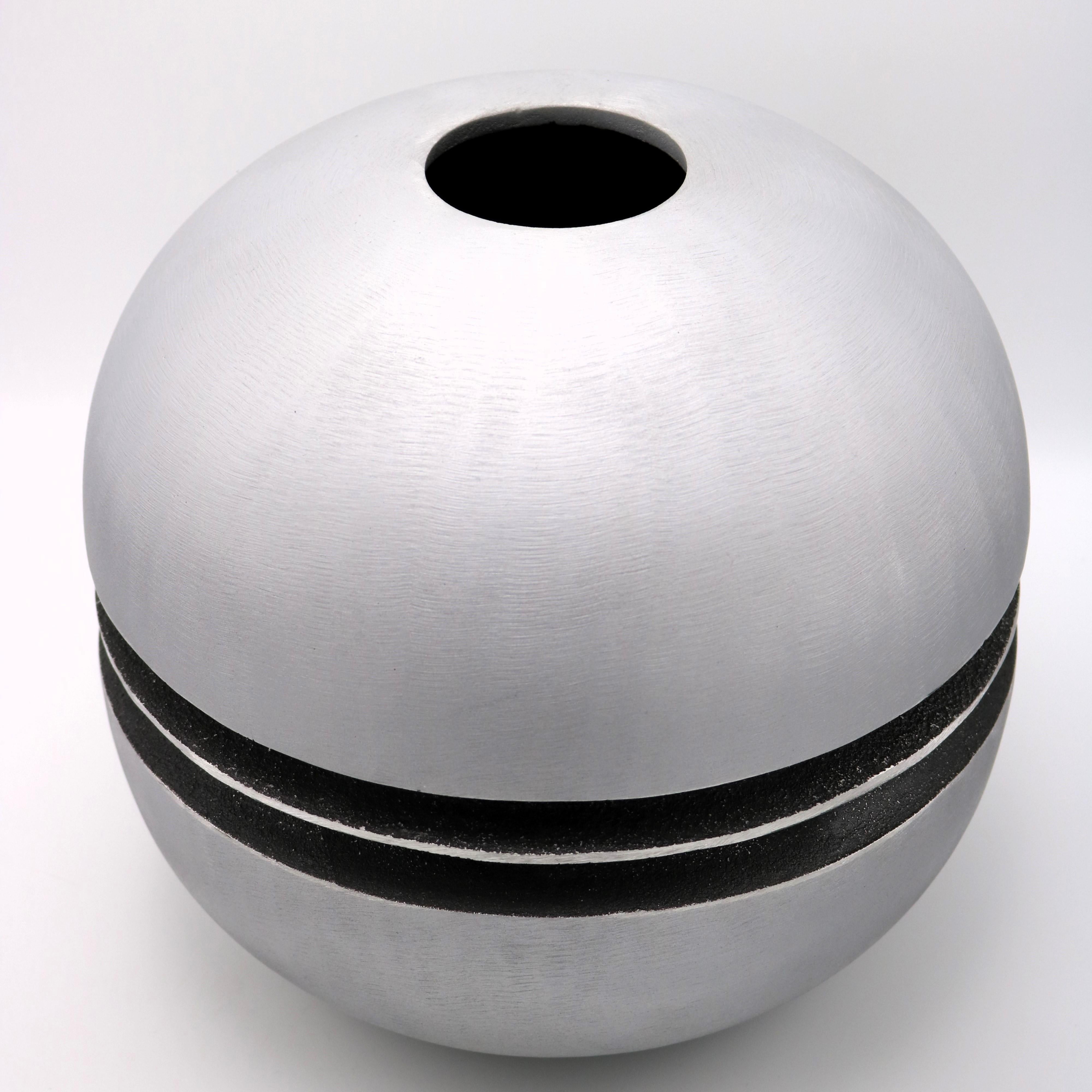 Late 20th Century Modernist Round Vase by Artist Lorenzo Burchiellaro For Sale