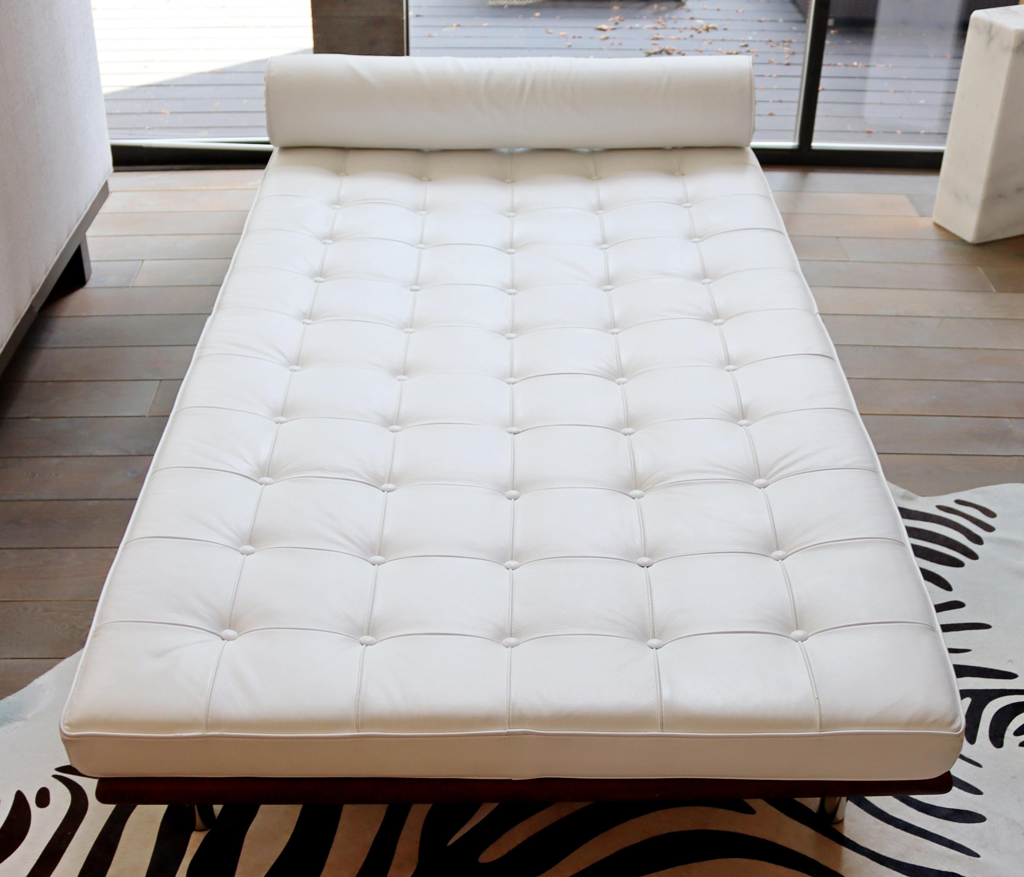 rove concepts daybed