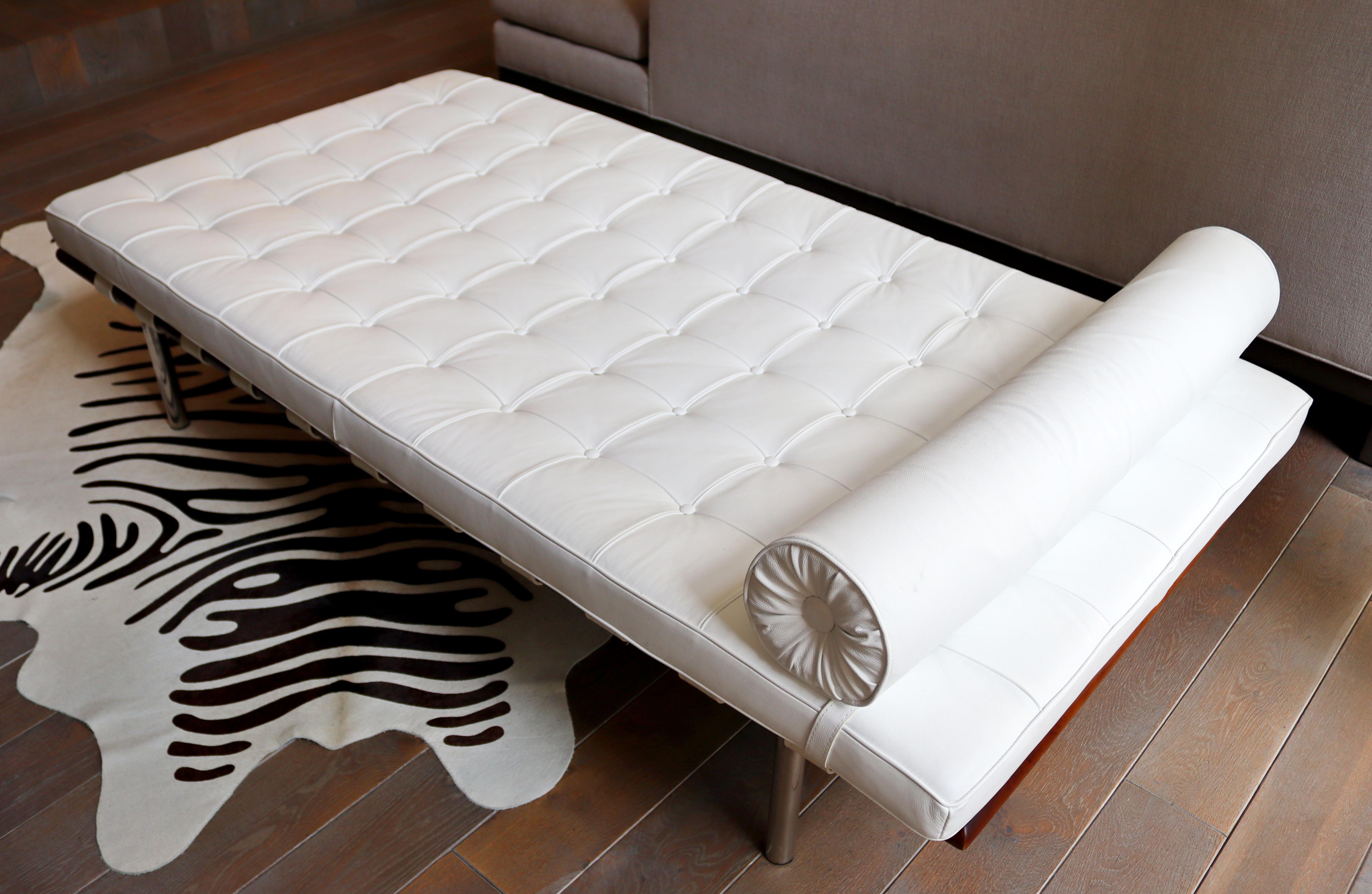 rove concepts chaise